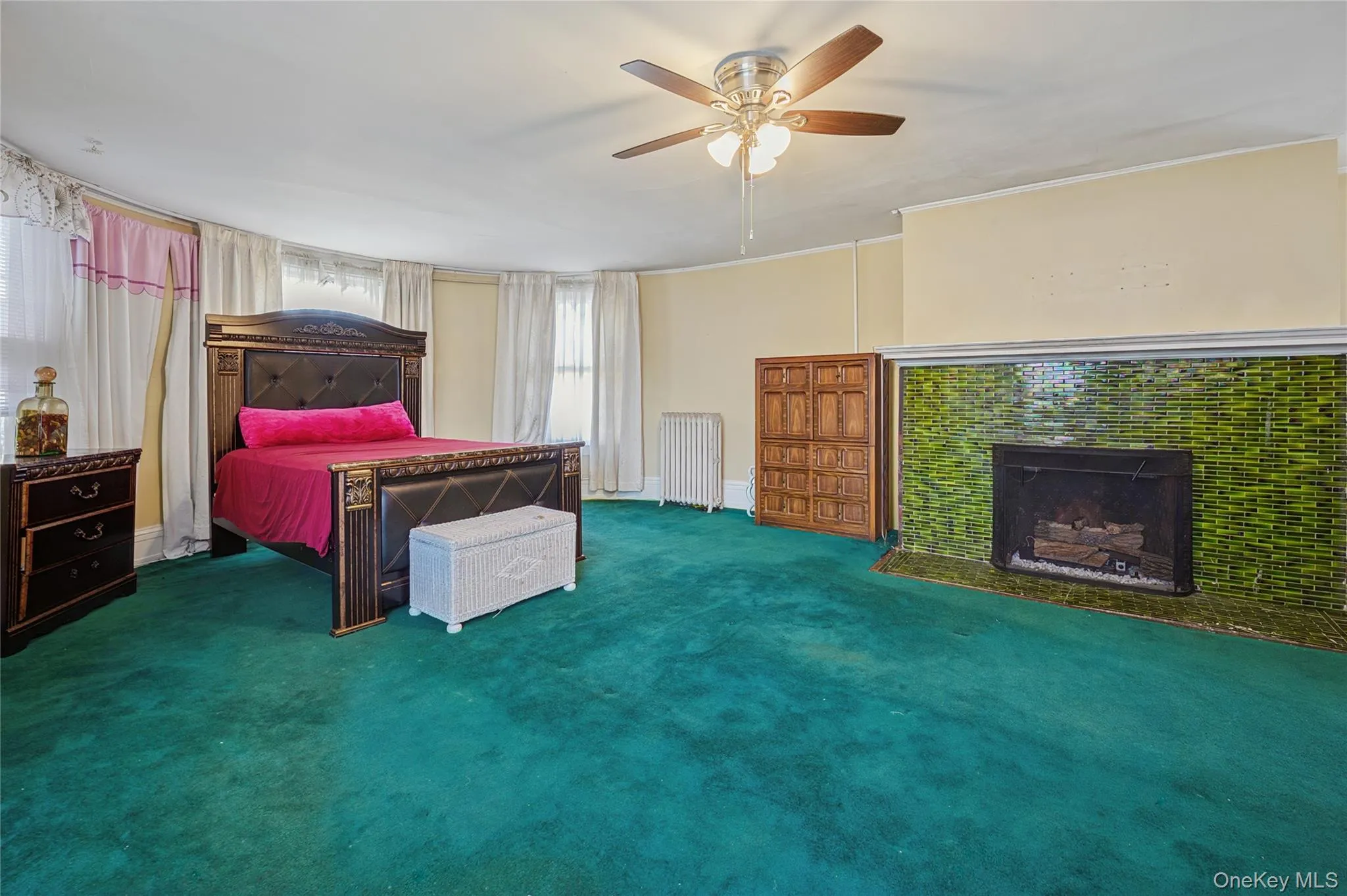 7 The Court, New Rochelle, NY, 6 Bedrooms Bedrooms, 18 Rooms Rooms,5 BathroomsBathrooms,Residential,For Rent,The,0,971364 7 The Court, New Rochelle, NY, 6 Bedrooms Bedrooms, 18 Rooms Rooms,5 BathroomsBathrooms,Residential,For Rent,The,0,971364