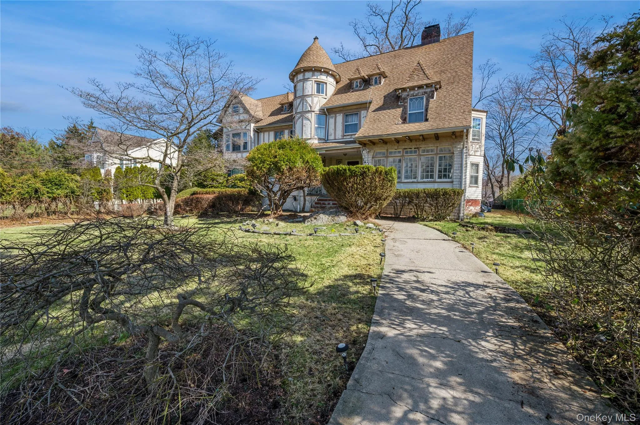 7 The Court, New Rochelle, NY, 6 Bedrooms Bedrooms, 18 Rooms Rooms,5 BathroomsBathrooms,Residential,For Rent,The,0,971364 7 The Court, New Rochelle, NY, 6 Bedrooms Bedrooms, 18 Rooms Rooms,5 BathroomsBathrooms,Residential,For Rent,The,0,971364