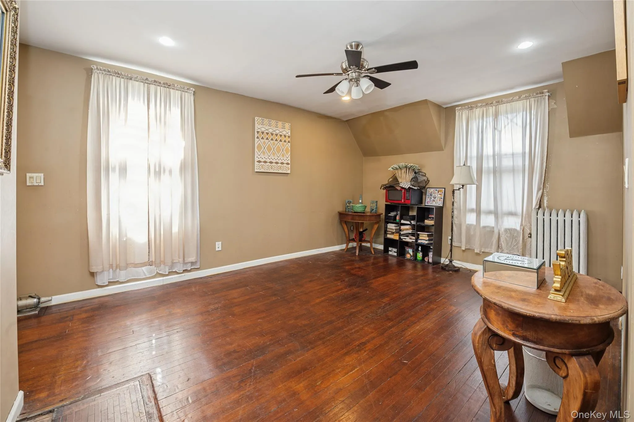 7 The Court, New Rochelle, NY, 6 Bedrooms Bedrooms, 18 Rooms Rooms,5 BathroomsBathrooms,Residential,For Rent,The,0,971364 7 The Court, New Rochelle, NY, 6 Bedrooms Bedrooms, 18 Rooms Rooms,5 BathroomsBathrooms,Residential,For Rent,The,0,971364