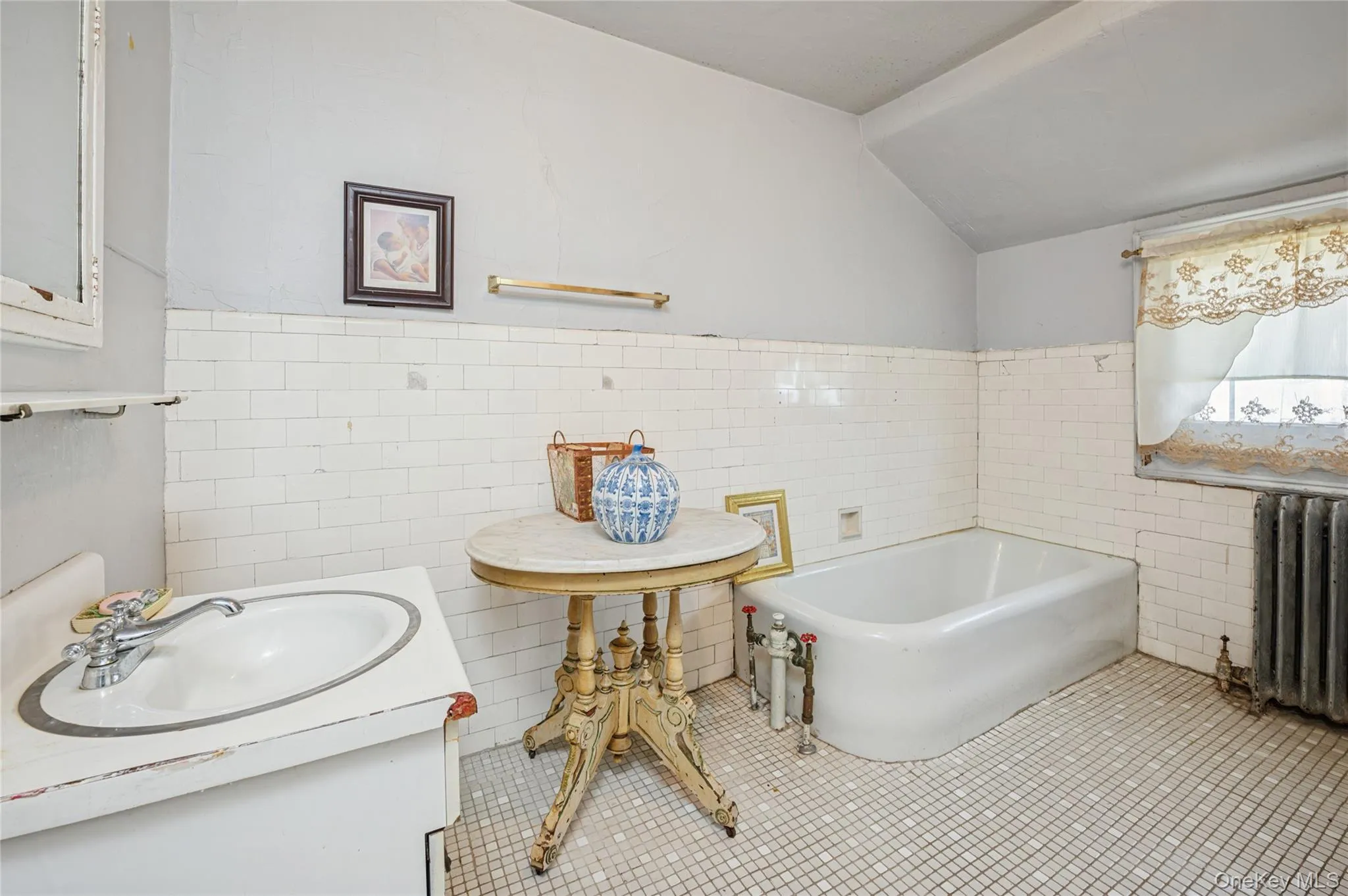 7 The Court, New Rochelle, NY, 6 Bedrooms Bedrooms, 18 Rooms Rooms,5 BathroomsBathrooms,Residential,For Rent,The,0,971364 7 The Court, New Rochelle, NY, 6 Bedrooms Bedrooms, 18 Rooms Rooms,5 BathroomsBathrooms,Residential,For Rent,The,0,971364