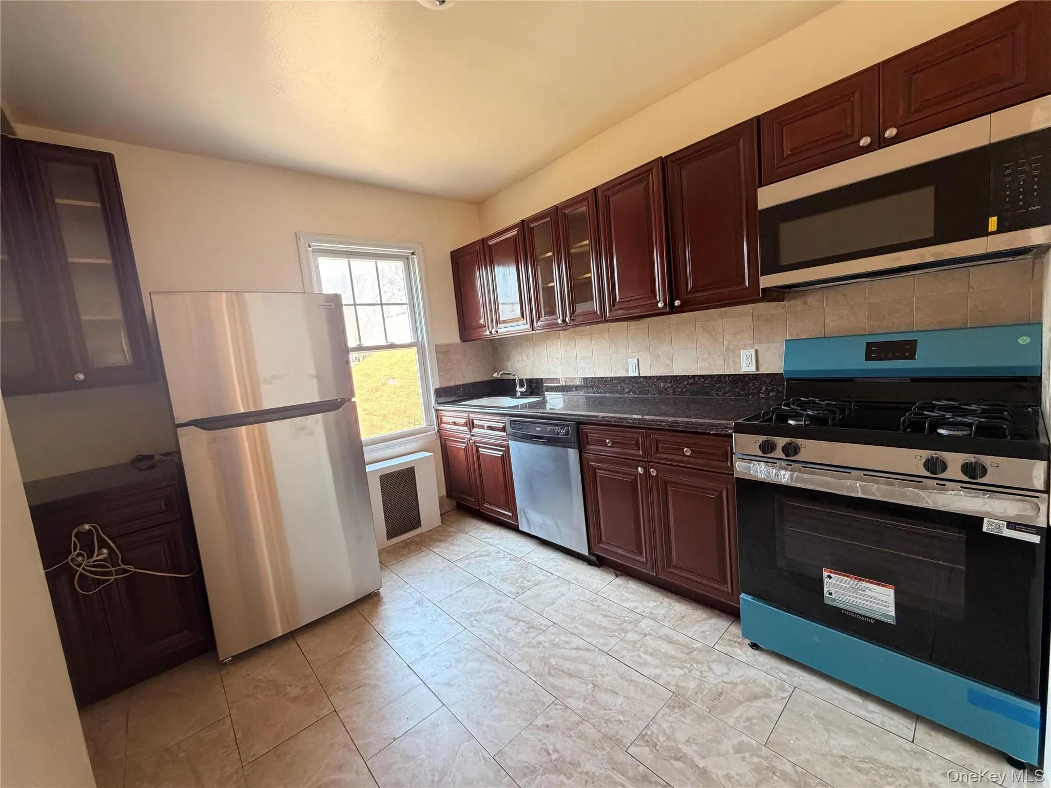 310 7th Avenue, Mount Vernon, NY, 5 Bedrooms Bedrooms, 8 Rooms Rooms,2 BathroomsBathrooms,Residential Lease,For Rent,7th,0,971374 310 7th Avenue, Mount Vernon, NY, 5 Bedrooms Bedrooms, 8 Rooms Rooms,2 BathroomsBathrooms,Residential Lease,For Rent,7th,0,971374