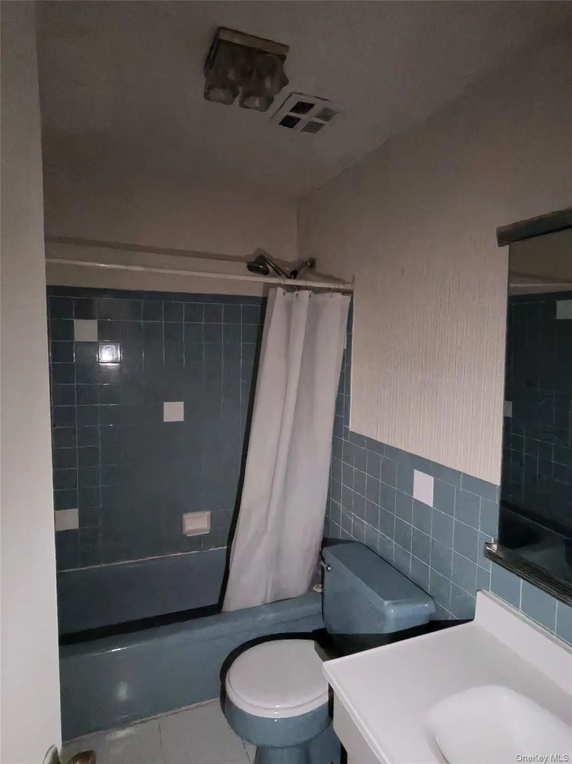 285 Sneden Place, Ramapo, NY, 1 Bedroom Bedrooms, 6 Rooms Rooms,1 BathroomBathrooms,Residential Lease,For Rent,Sneden,0,971388 285 Sneden Place, Ramapo, NY, 1 Bedroom Bedrooms, 6 Rooms Rooms,1 BathroomBathrooms,Residential Lease,For Rent,Sneden,0,971388