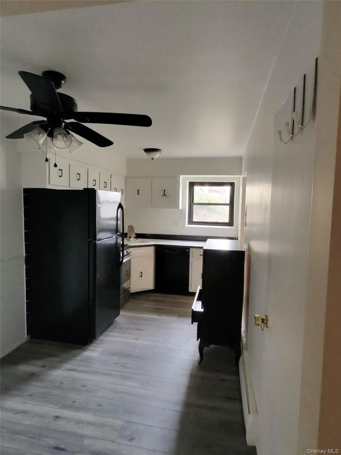 285 Sneden Place, Ramapo, NY, 1 Bedroom Bedrooms, 6 Rooms Rooms,1 BathroomBathrooms,Residential Lease,For Rent,Sneden,0,971388 285 Sneden Place, Ramapo, NY, 1 Bedroom Bedrooms, 6 Rooms Rooms,1 BathroomBathrooms,Residential Lease,For Rent,Sneden,0,971388