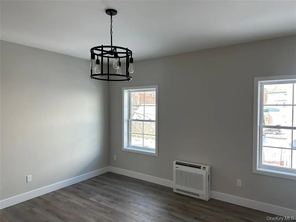 90 Greenwich Avenue, Goshen, NY, 1 Bedroom Bedrooms, 3 Rooms Rooms,1 BathroomBathrooms,Residential Lease,For Rent,Greenwich,0,971393 90 Greenwich Avenue, Goshen, NY, 1 Bedroom Bedrooms, 3 Rooms Rooms,1 BathroomBathrooms,Residential Lease,For Rent,Greenwich,0,971393