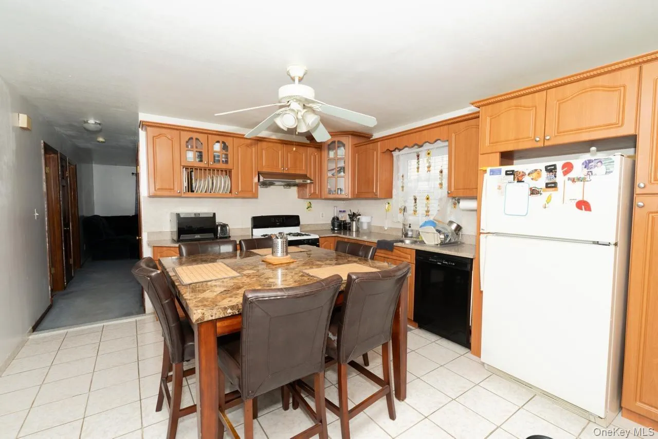 305 10th Street, North Hempstead, NY, 5 Bedrooms Bedrooms, 10 Rooms Rooms,3 BathroomsBathrooms,Residential,For Rent,10th,0,971409 305 10th Street, North Hempstead, NY, 5 Bedrooms Bedrooms, 10 Rooms Rooms,3 BathroomsBathrooms,Residential,For Rent,10th,0,971409