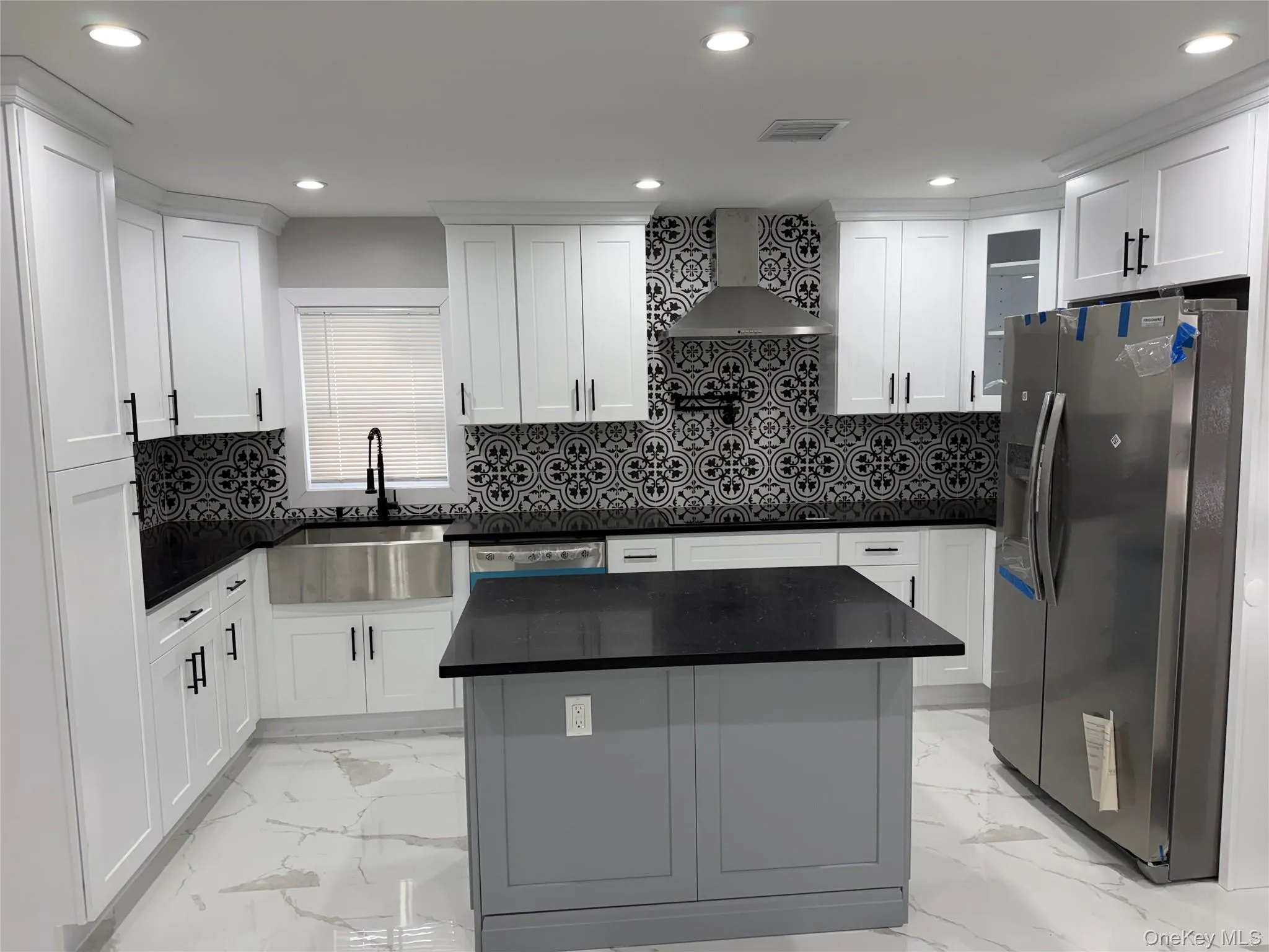 51 Osprey Place, Oyster Bay, NY, 4 Bedrooms Bedrooms, 5 Rooms Rooms,2 BathroomsBathrooms,Residential Lease,For Rent,Osprey,0,971428 51 Osprey Place, Oyster Bay, NY, 4 Bedrooms Bedrooms, 5 Rooms Rooms,2 BathroomsBathrooms,Residential Lease,For Rent,Osprey,0,971428