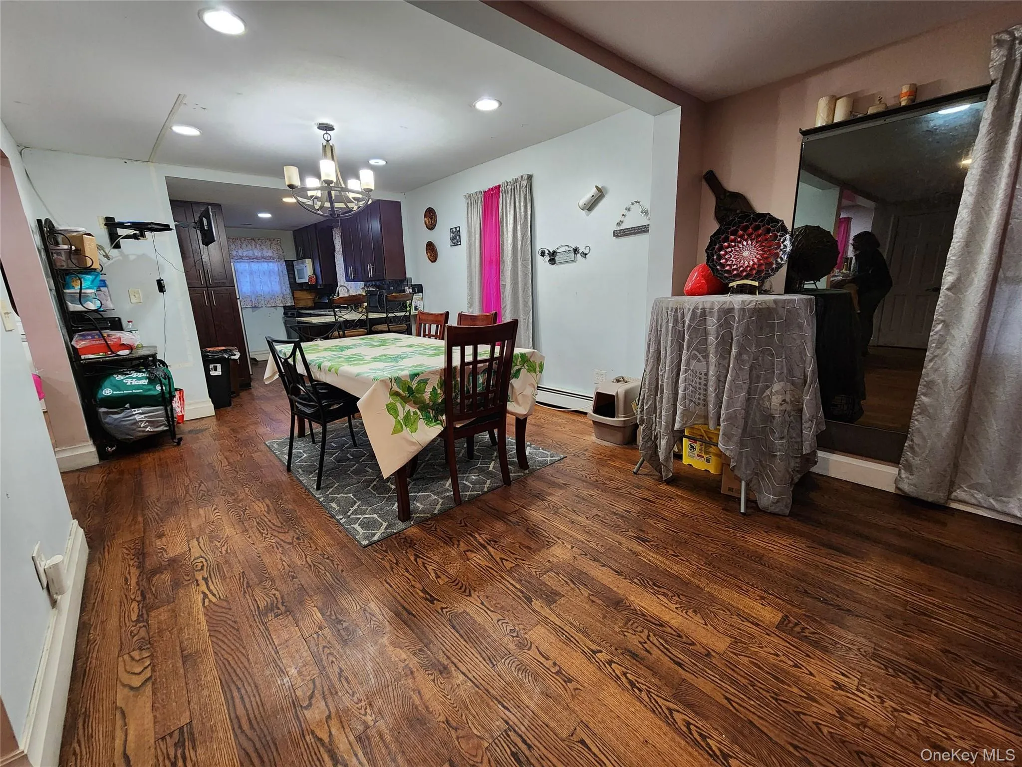 202-12 100th Avenue, New York, NY, 3 Bedrooms Bedrooms, 8 Rooms Rooms,2 BathroomsBathrooms,Residential,For Rent,100th,0,971429 202-12 100th Avenue, New York, NY, 3 Bedrooms Bedrooms, 8 Rooms Rooms,2 BathroomsBathrooms,Residential,For Rent,100th,0,971429
