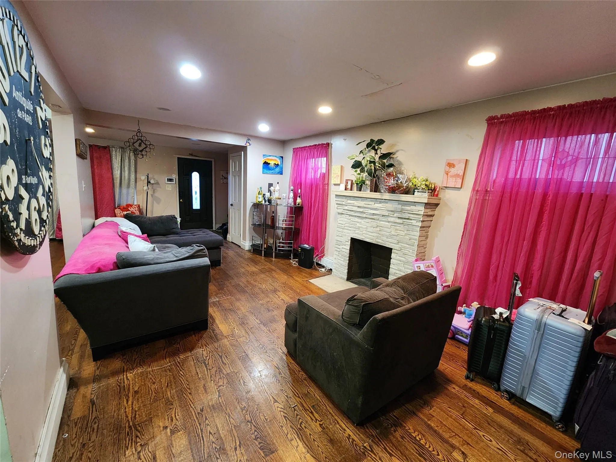 202-12 100th Avenue, New York, NY, 3 Bedrooms Bedrooms, 8 Rooms Rooms,2 BathroomsBathrooms,Residential,For Rent,100th,0,971429 202-12 100th Avenue, New York, NY, 3 Bedrooms Bedrooms, 8 Rooms Rooms,2 BathroomsBathrooms,Residential,For Rent,100th,0,971429