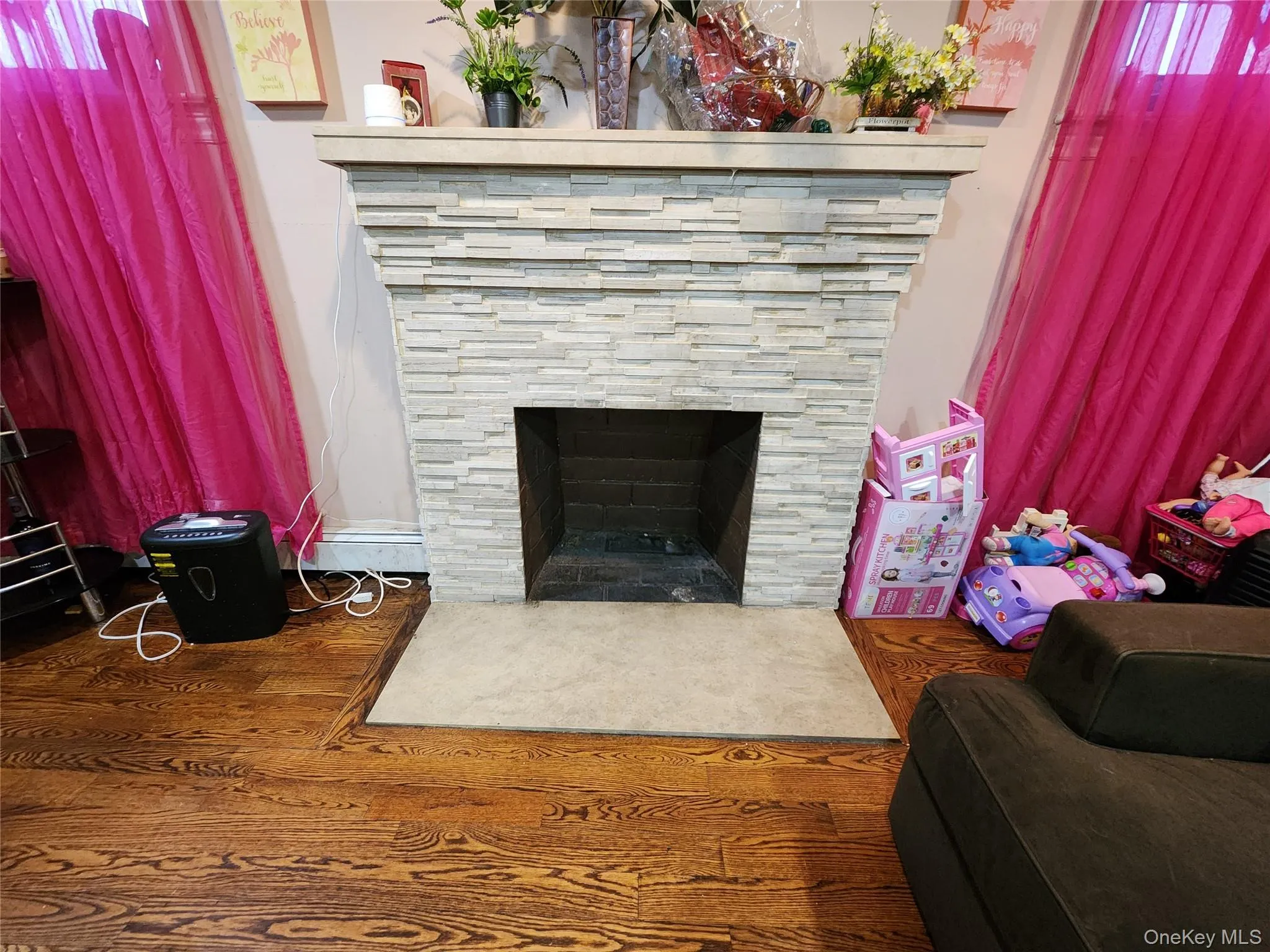 202-12 100th Avenue, New York, NY, 3 Bedrooms Bedrooms, 8 Rooms Rooms,2 BathroomsBathrooms,Residential,For Rent,100th,0,971429 202-12 100th Avenue, New York, NY, 3 Bedrooms Bedrooms, 8 Rooms Rooms,2 BathroomsBathrooms,Residential,For Rent,100th,0,971429