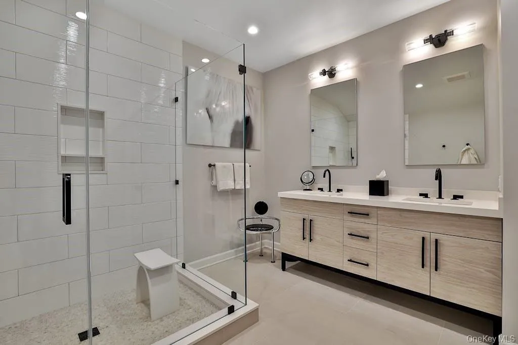 8 Caruso Place, North Castle, NY, 4 Bedrooms Bedrooms, 11 Rooms Rooms,3 BathroomsBathrooms,Residential Lease,For Rent,Caruso,0,971461 8 Caruso Place, North Castle, NY, 4 Bedrooms Bedrooms, 11 Rooms Rooms,3 BathroomsBathrooms,Residential Lease,For Rent,Caruso,0,971461