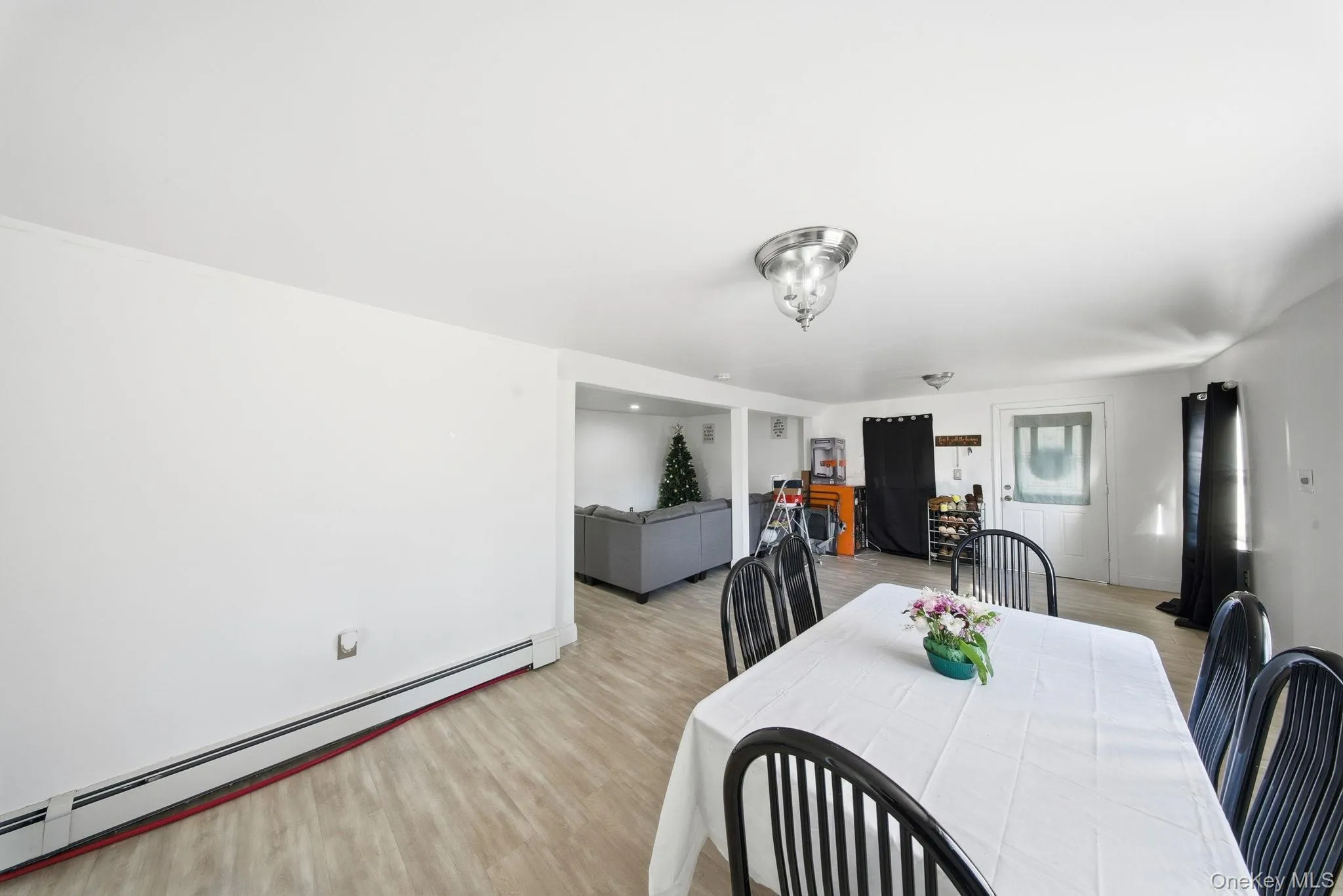 4 Old Road, Deerpark, NY, 2 Bedrooms Bedrooms, 5 Rooms Rooms,1 BathroomBathrooms,Residential Lease,For Rent,Old,0,971488 4 Old Road, Deerpark, NY, 2 Bedrooms Bedrooms, 5 Rooms Rooms,1 BathroomBathrooms,Residential Lease,For Rent,Old,0,971488