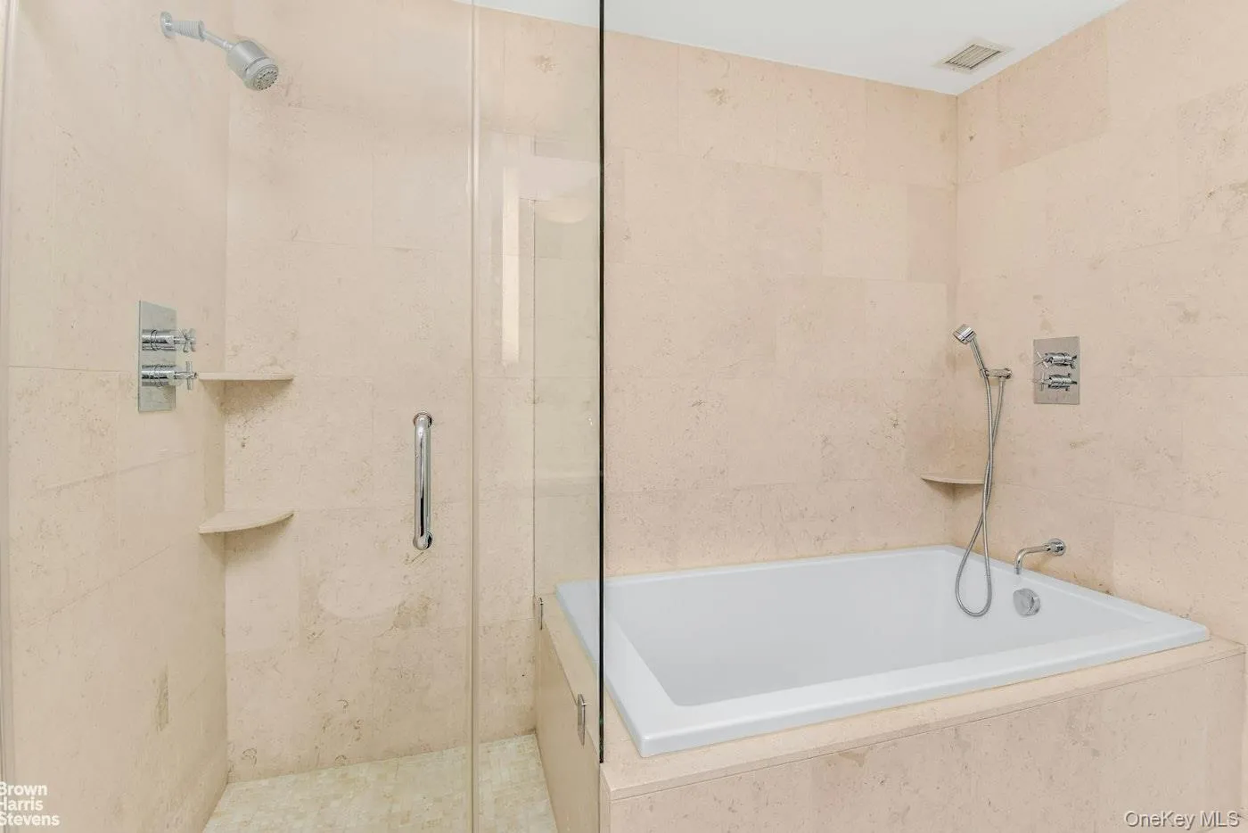 640 237th Street, New York, NY, 3 Bedrooms Bedrooms, 6 Rooms Rooms,3 BathroomsBathrooms,Residential Lease,For Rent,237th,0,971489 640 237th Street, New York, NY, 3 Bedrooms Bedrooms, 6 Rooms Rooms,3 BathroomsBathrooms,Residential Lease,For Rent,237th,0,971489