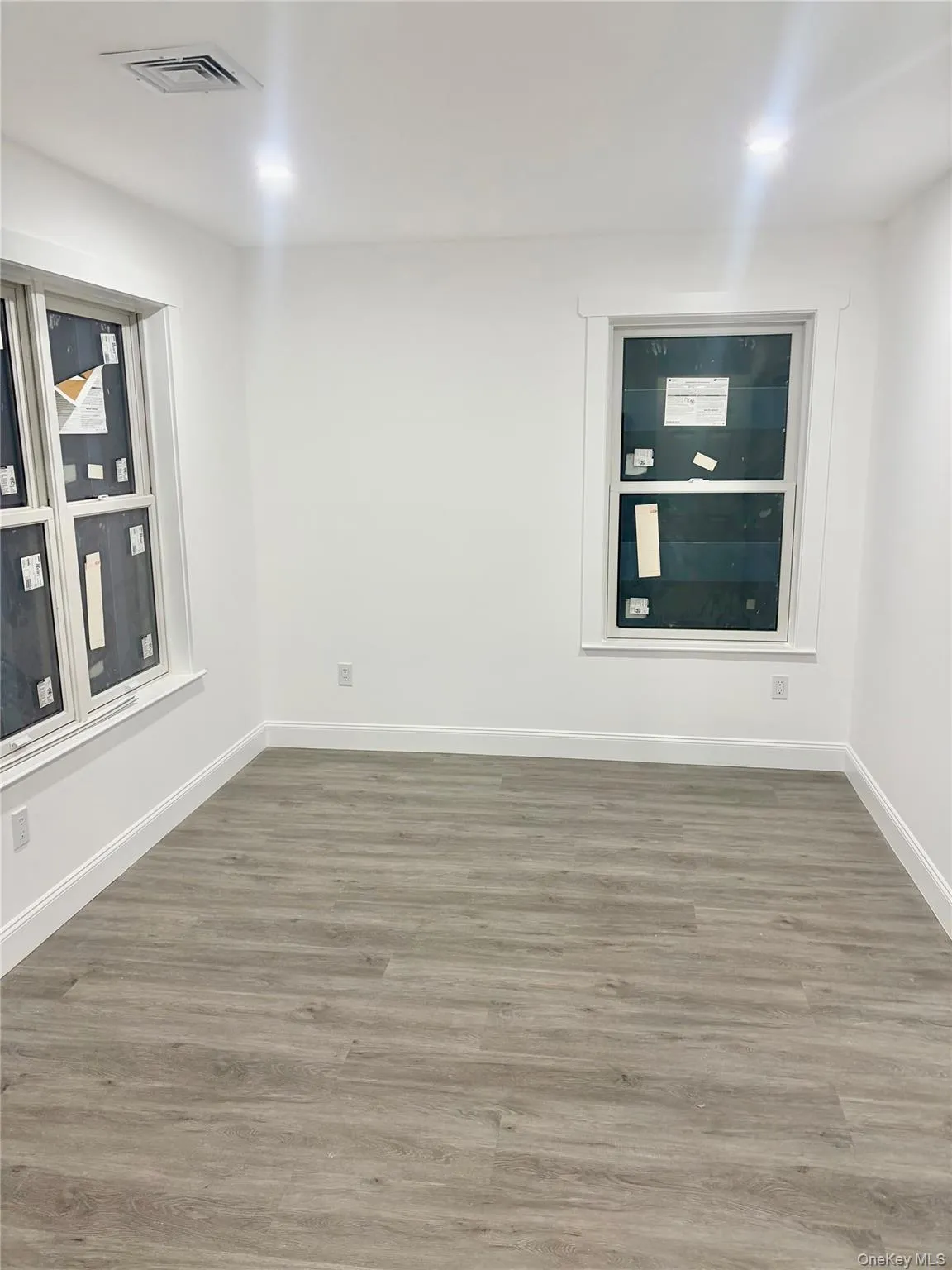 15 Potamac St., Yonkers, NY, 3 Bedrooms Bedrooms, 5 Rooms Rooms,2 BathroomsBathrooms,Residential Lease,For Rent,Potamac St.,0,971504 15 Potamac St., Yonkers, NY, 3 Bedrooms Bedrooms, 5 Rooms Rooms,2 BathroomsBathrooms,Residential Lease,For Rent,Potamac St.,0,971504