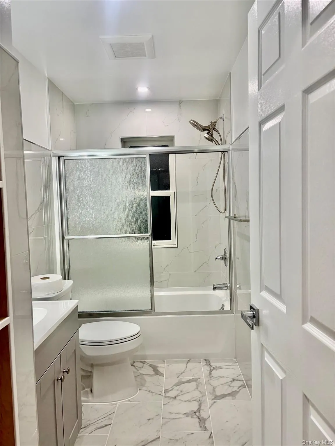 15 Potamac St., Yonkers, NY, 3 Bedrooms Bedrooms, 5 Rooms Rooms,2 BathroomsBathrooms,Residential Lease,For Rent,Potamac St.,0,971504 15 Potamac St., Yonkers, NY, 3 Bedrooms Bedrooms, 5 Rooms Rooms,2 BathroomsBathrooms,Residential Lease,For Rent,Potamac St.,0,971504
