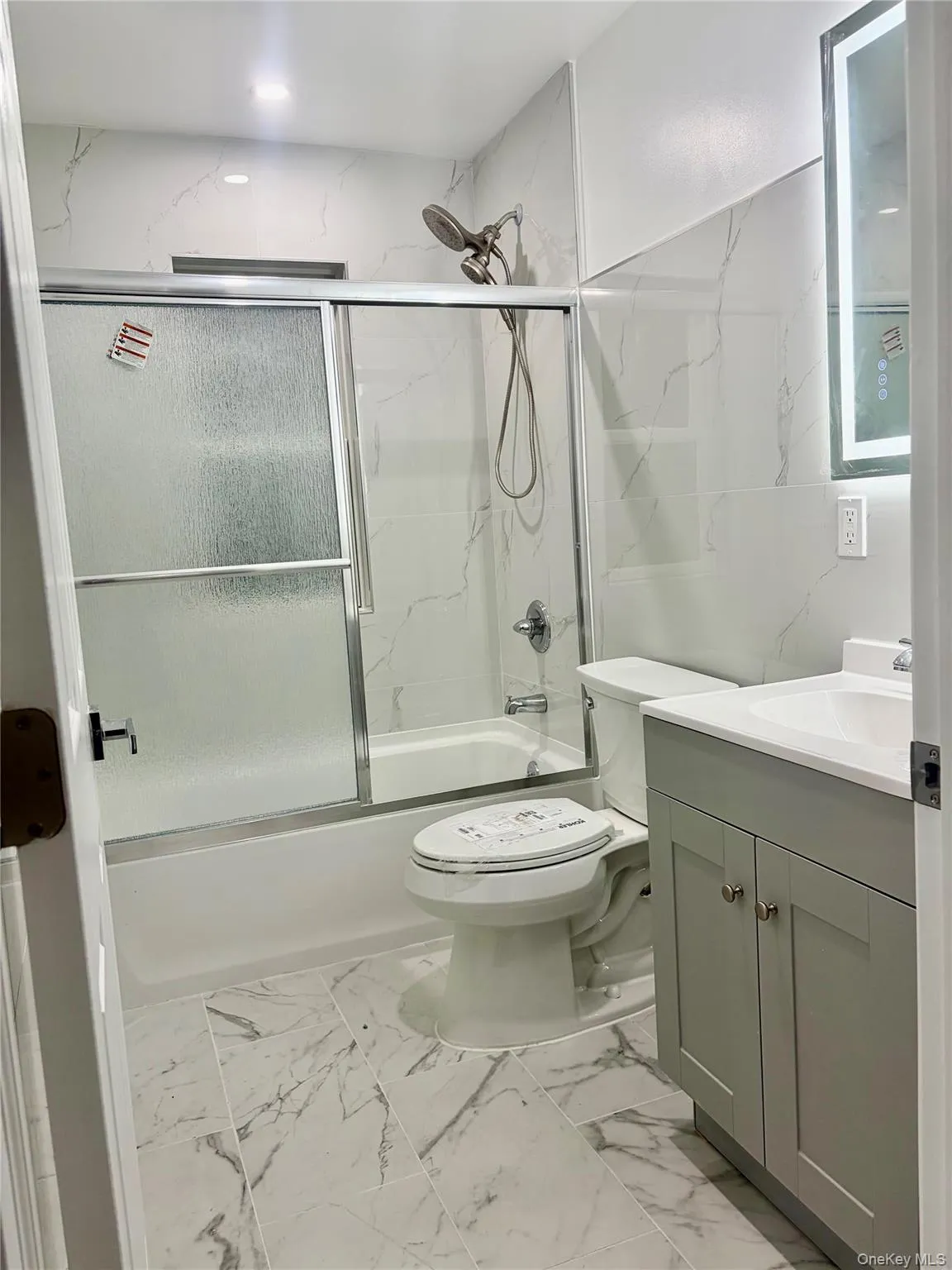 15 Potamac St., Yonkers, NY, 3 Bedrooms Bedrooms, 5 Rooms Rooms,2 BathroomsBathrooms,Residential Lease,For Rent,Potamac St.,0,971504 15 Potamac St., Yonkers, NY, 3 Bedrooms Bedrooms, 5 Rooms Rooms,2 BathroomsBathrooms,Residential Lease,For Rent,Potamac St.,0,971504