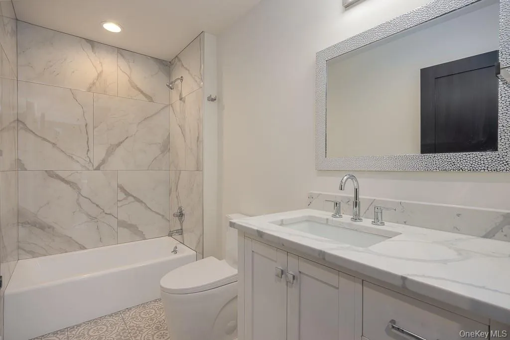 6 Indian Hill Lane, Orangetown, NY, 4 Bedrooms Bedrooms, 7 Rooms Rooms,2 BathroomsBathrooms,Residential Lease,For Rent,Indian Hill,0,971517 6 Indian Hill Lane, Orangetown, NY, 4 Bedrooms Bedrooms, 7 Rooms Rooms,2 BathroomsBathrooms,Residential Lease,For Rent,Indian Hill,0,971517