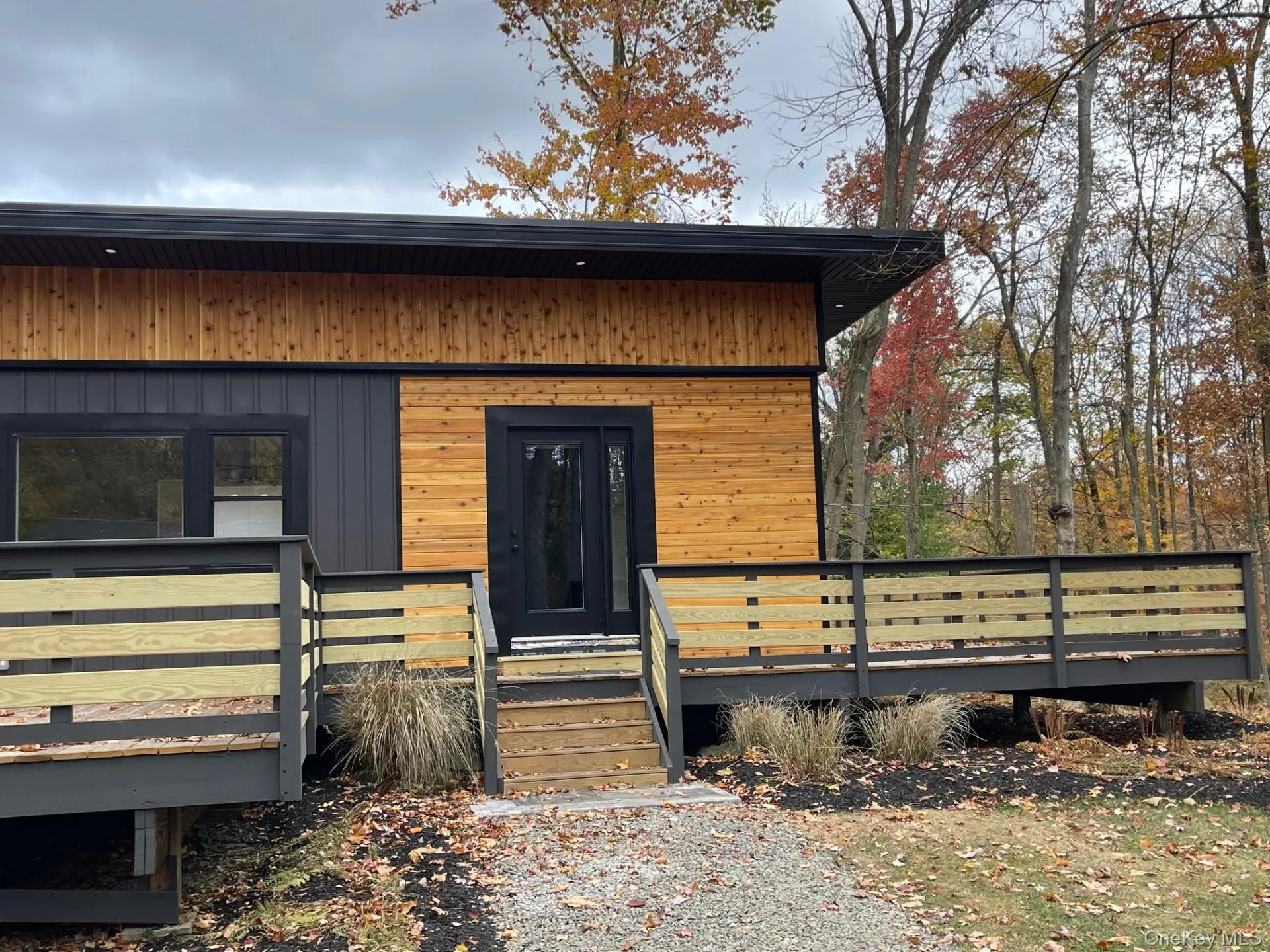 6 Indian Hill Lane, Orangetown, NY, 4 Bedrooms Bedrooms, 7 Rooms Rooms,2 BathroomsBathrooms,Residential Lease,For Rent,Indian Hill,0,971517 6 Indian Hill Lane, Orangetown, NY, 4 Bedrooms Bedrooms, 7 Rooms Rooms,2 BathroomsBathrooms,Residential Lease,For Rent,Indian Hill,0,971517