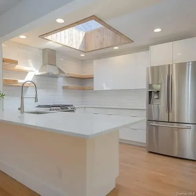 6 Indian Hill Lane, Orangetown, NY, 4 Bedrooms Bedrooms, 7 Rooms Rooms,2 BathroomsBathrooms,Residential Lease,For Rent,Indian Hill,0,971517 6 Indian Hill Lane, Orangetown, NY, 4 Bedrooms Bedrooms, 7 Rooms Rooms,2 BathroomsBathrooms,Residential Lease,For Rent,Indian Hill,0,971517