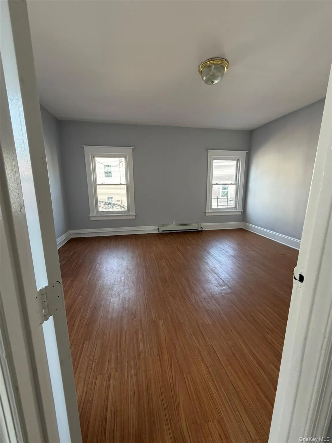 4 Ritters Lane, Yonkers, NY, 3 Bedrooms Bedrooms, 5 Rooms Rooms,1 BathroomBathrooms,Residential Lease,For Rent,Ritters,0,971542 4 Ritters Lane, Yonkers, NY, 3 Bedrooms Bedrooms, 5 Rooms Rooms,1 BathroomBathrooms,Residential Lease,For Rent,Ritters,0,971542