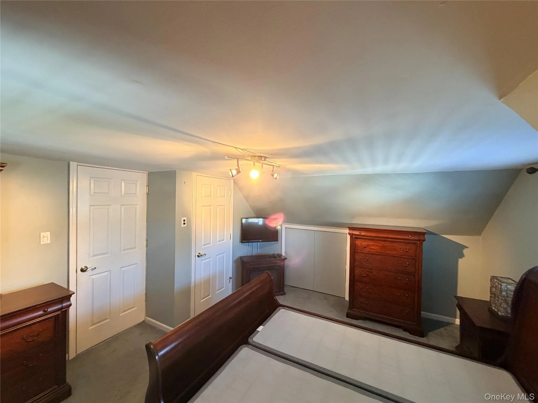 140 10th Avenue, West Babylon, NY, 1 Bedroom Bedrooms, 3 Rooms Rooms,1 BathroomBathrooms,Residential Lease,For Rent,10th,0,971544 140 10th Avenue, West Babylon, NY, 1 Bedroom Bedrooms, 3 Rooms Rooms,1 BathroomBathrooms,Residential Lease,For Rent,10th,0,971544