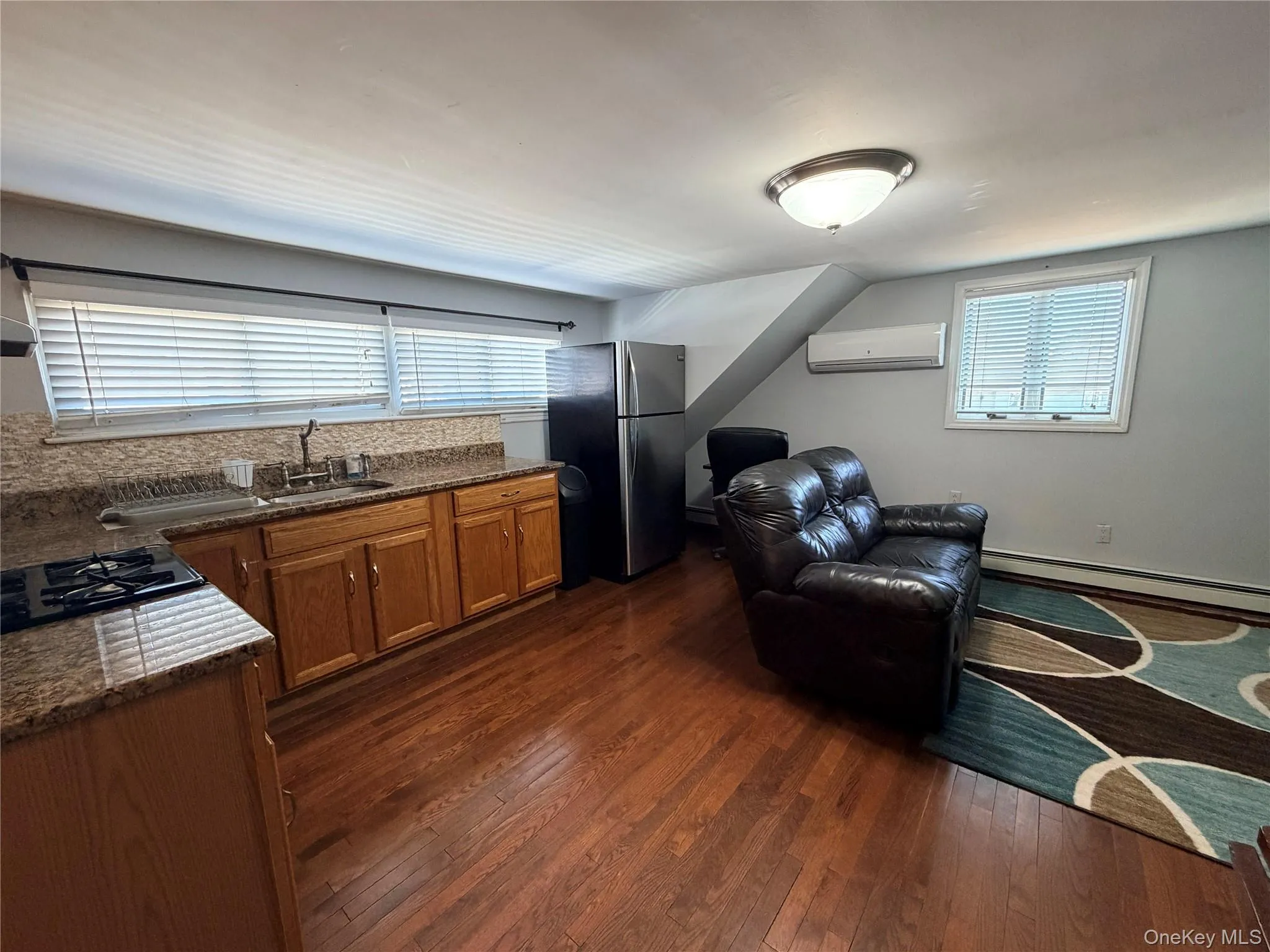 140 10th Avenue, West Babylon, NY, 1 Bedroom Bedrooms, 3 Rooms Rooms,1 BathroomBathrooms,Residential Lease,For Rent,10th,0,971544 140 10th Avenue, West Babylon, NY, 1 Bedroom Bedrooms, 3 Rooms Rooms,1 BathroomBathrooms,Residential Lease,For Rent,10th,0,971544