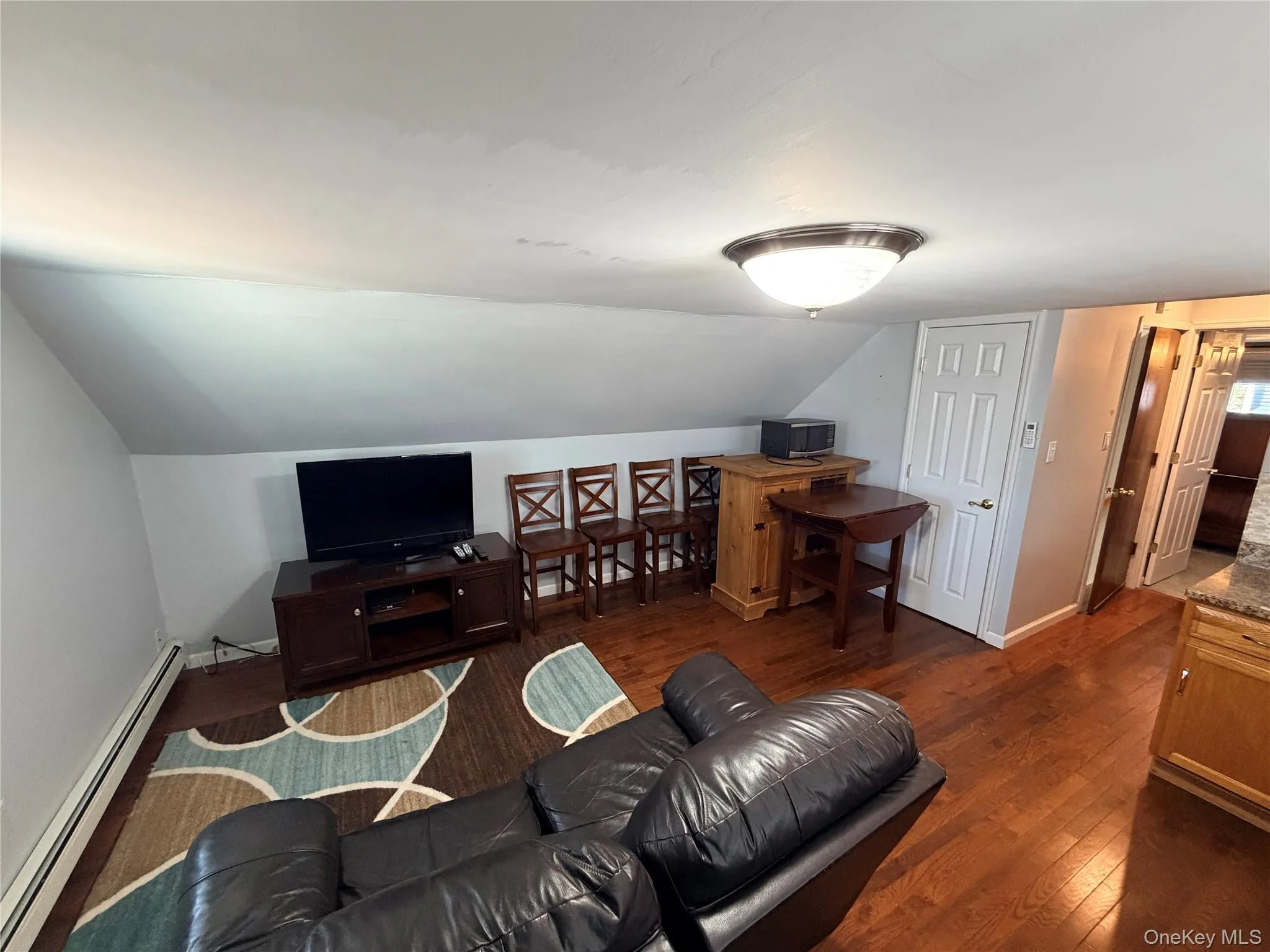 140 10th Avenue, West Babylon, NY, 1 Bedroom Bedrooms, 3 Rooms Rooms,1 BathroomBathrooms,Residential Lease,For Rent,10th,0,971544 140 10th Avenue, West Babylon, NY, 1 Bedroom Bedrooms, 3 Rooms Rooms,1 BathroomBathrooms,Residential Lease,For Rent,10th,0,971544