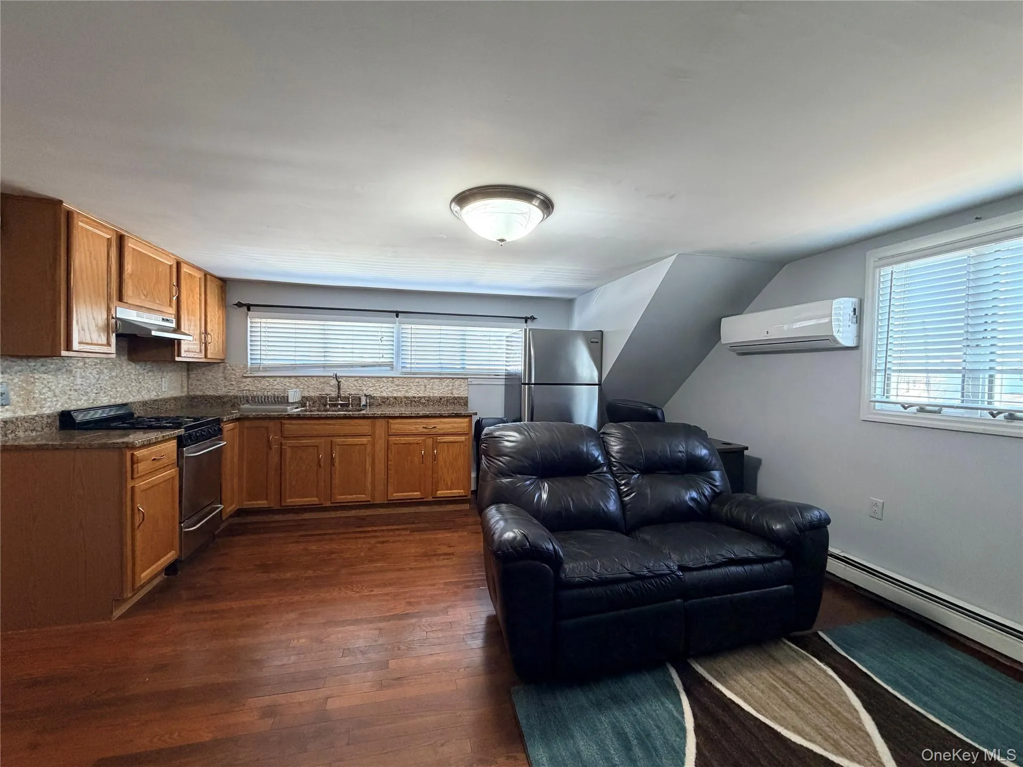 140 10th Avenue, West Babylon, NY, 1 Bedroom Bedrooms, 3 Rooms Rooms,1 BathroomBathrooms,Residential Lease,For Rent,10th,0,971544 140 10th Avenue, West Babylon, NY, 1 Bedroom Bedrooms, 3 Rooms Rooms,1 BathroomBathrooms,Residential Lease,For Rent,10th,0,971544