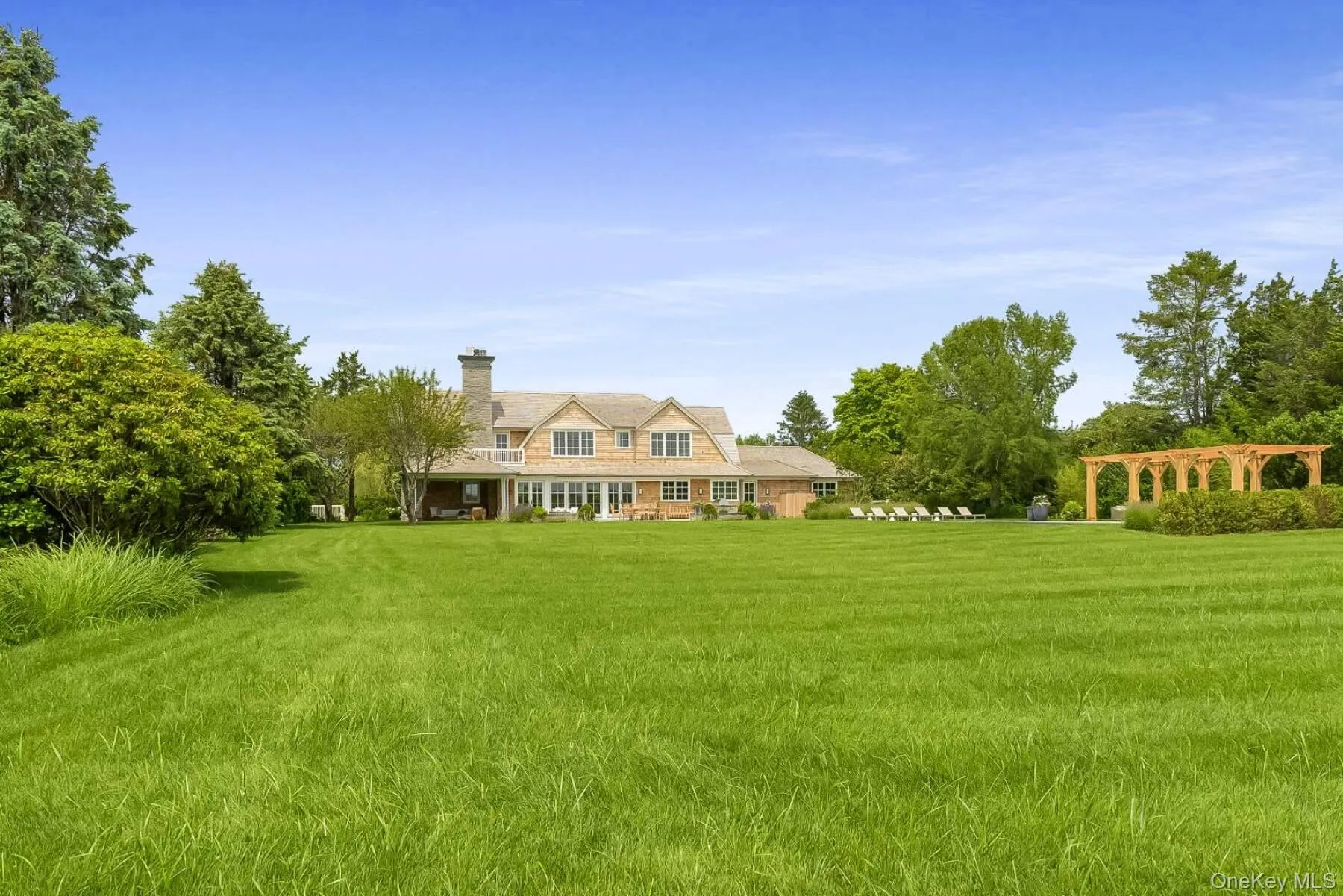 571 Pauls Lane, Southampton, NY, 7 Bedrooms Bedrooms, 15 Rooms Rooms,7 BathroomsBathrooms,Residential Lease,For Rent,Pauls,0,971552 571 Pauls Lane, Southampton, NY, 7 Bedrooms Bedrooms, 15 Rooms Rooms,7 BathroomsBathrooms,Residential Lease,For Rent,Pauls,0,971552