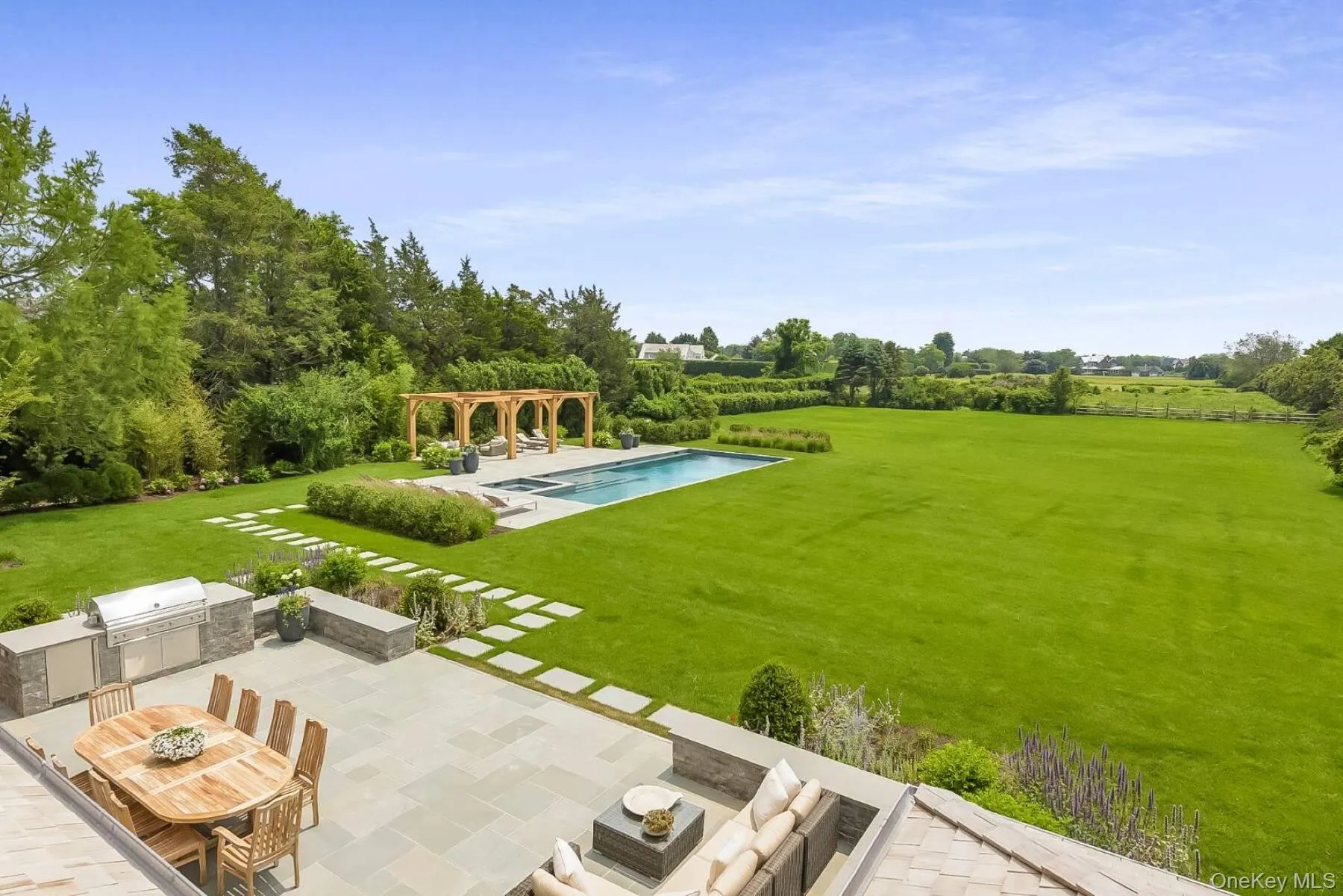 571 Pauls Lane, Southampton, NY, 7 Bedrooms Bedrooms, 15 Rooms Rooms,7 BathroomsBathrooms,Residential Lease,For Rent,Pauls,0,971552 571 Pauls Lane, Southampton, NY, 7 Bedrooms Bedrooms, 15 Rooms Rooms,7 BathroomsBathrooms,Residential Lease,For Rent,Pauls,0,971552