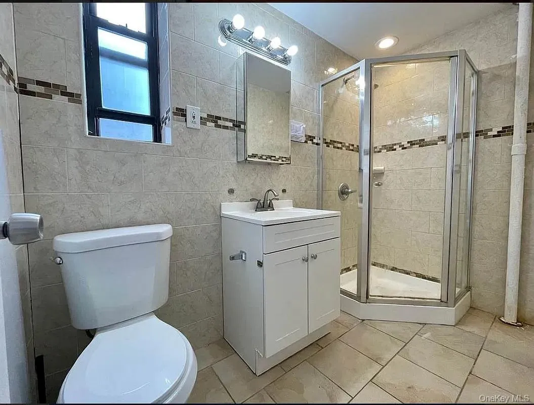 4037 77th Street, New York, NY, 1 Bedroom Bedrooms, 4 Rooms Rooms,1 BathroomBathrooms,Residential Lease,For Rent,77th,0,971553 4037 77th Street, New York, NY, 1 Bedroom Bedrooms, 4 Rooms Rooms,1 BathroomBathrooms,Residential Lease,For Rent,77th,0,971553