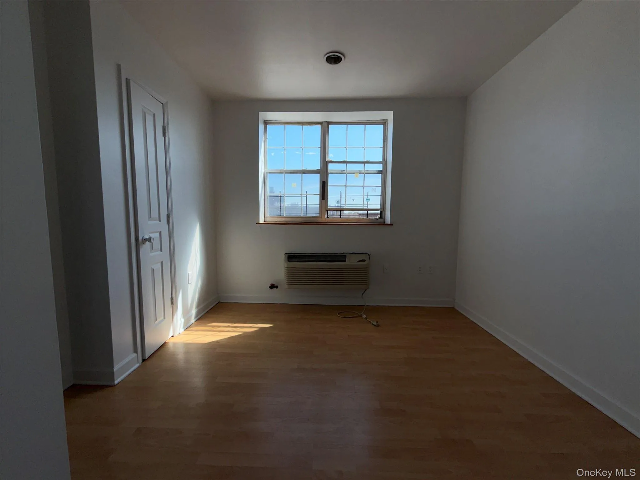 2381 Belmont Avenue, New York, NY, 3 Bedrooms Bedrooms, 6 Rooms Rooms,1 BathroomBathrooms,Residential Lease,For Rent,Belmont,0,971560 2381 Belmont Avenue, New York, NY, 3 Bedrooms Bedrooms, 6 Rooms Rooms,1 BathroomBathrooms,Residential Lease,For Rent,Belmont,0,971560