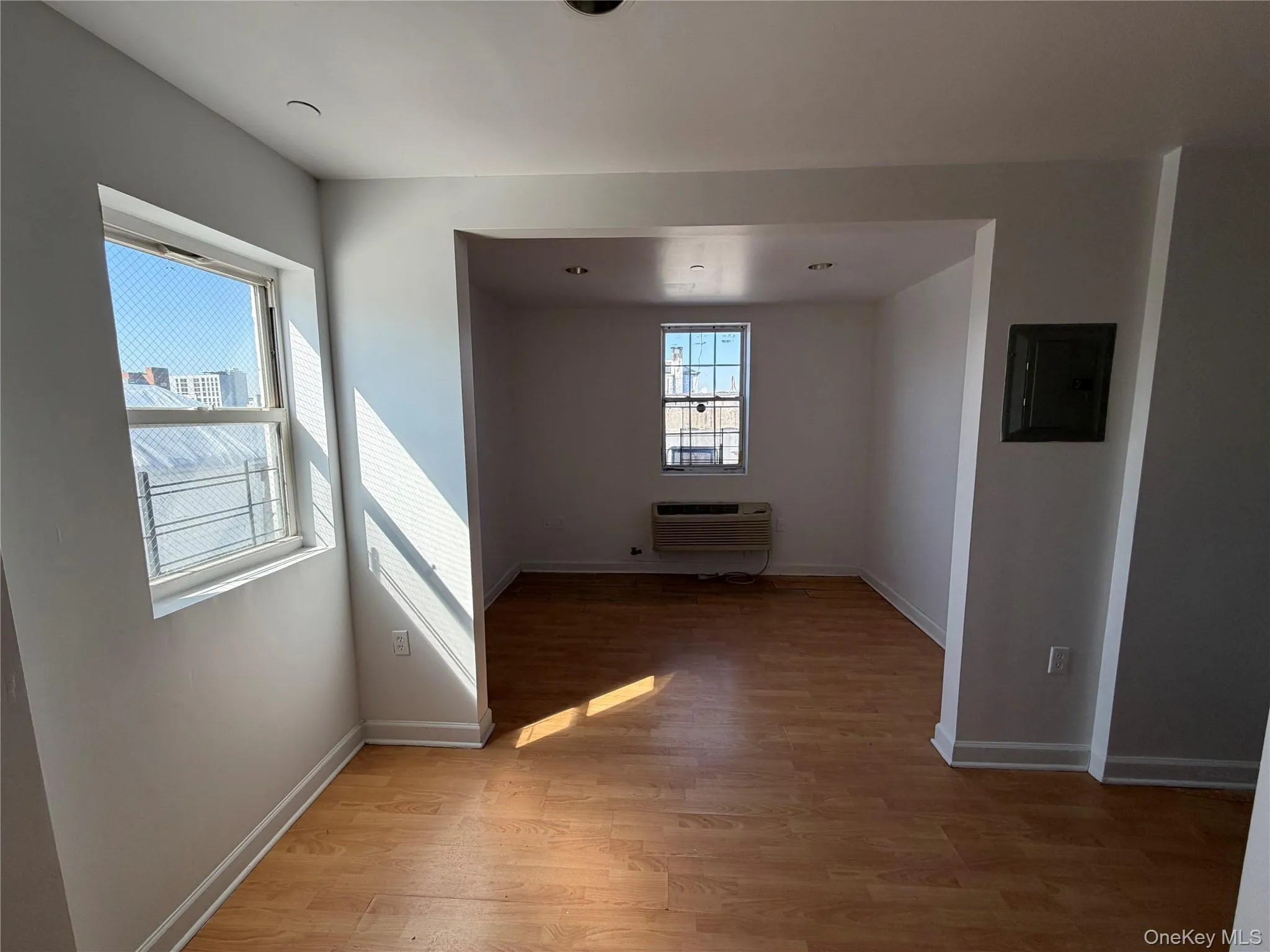 2381 Belmont Avenue, New York, NY, 3 Bedrooms Bedrooms, 6 Rooms Rooms,1 BathroomBathrooms,Residential Lease,For Rent,Belmont,0,971560 2381 Belmont Avenue, New York, NY, 3 Bedrooms Bedrooms, 6 Rooms Rooms,1 BathroomBathrooms,Residential Lease,For Rent,Belmont,0,971560