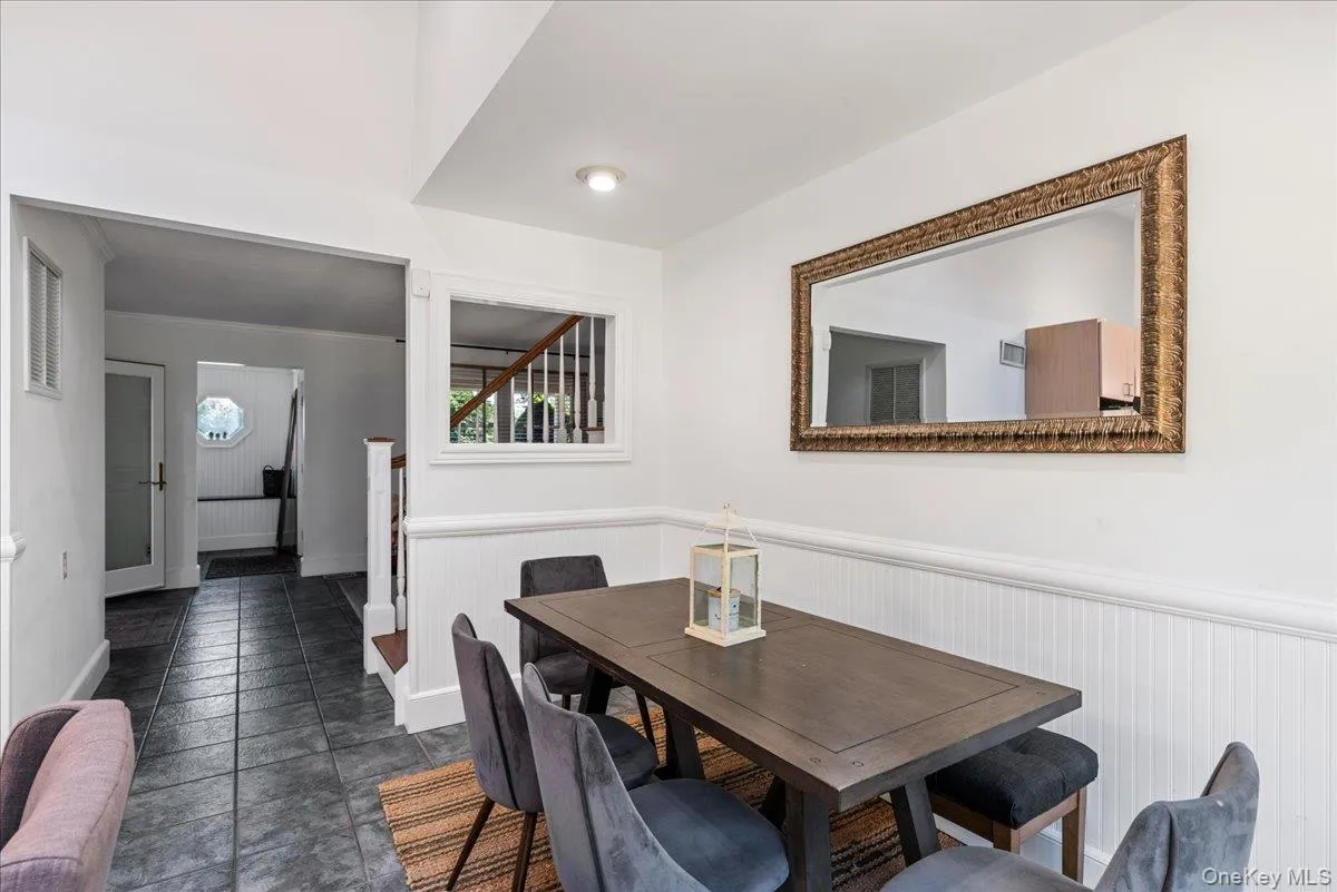 20 Alanson Lane, Southampton, NY, 6 Bedrooms Bedrooms, 10 Rooms Rooms,3 BathroomsBathrooms,Residential Lease,For Rent,Alanson,0,971585 20 Alanson Lane, Southampton, NY, 6 Bedrooms Bedrooms, 10 Rooms Rooms,3 BathroomsBathrooms,Residential Lease,For Rent,Alanson,0,971585