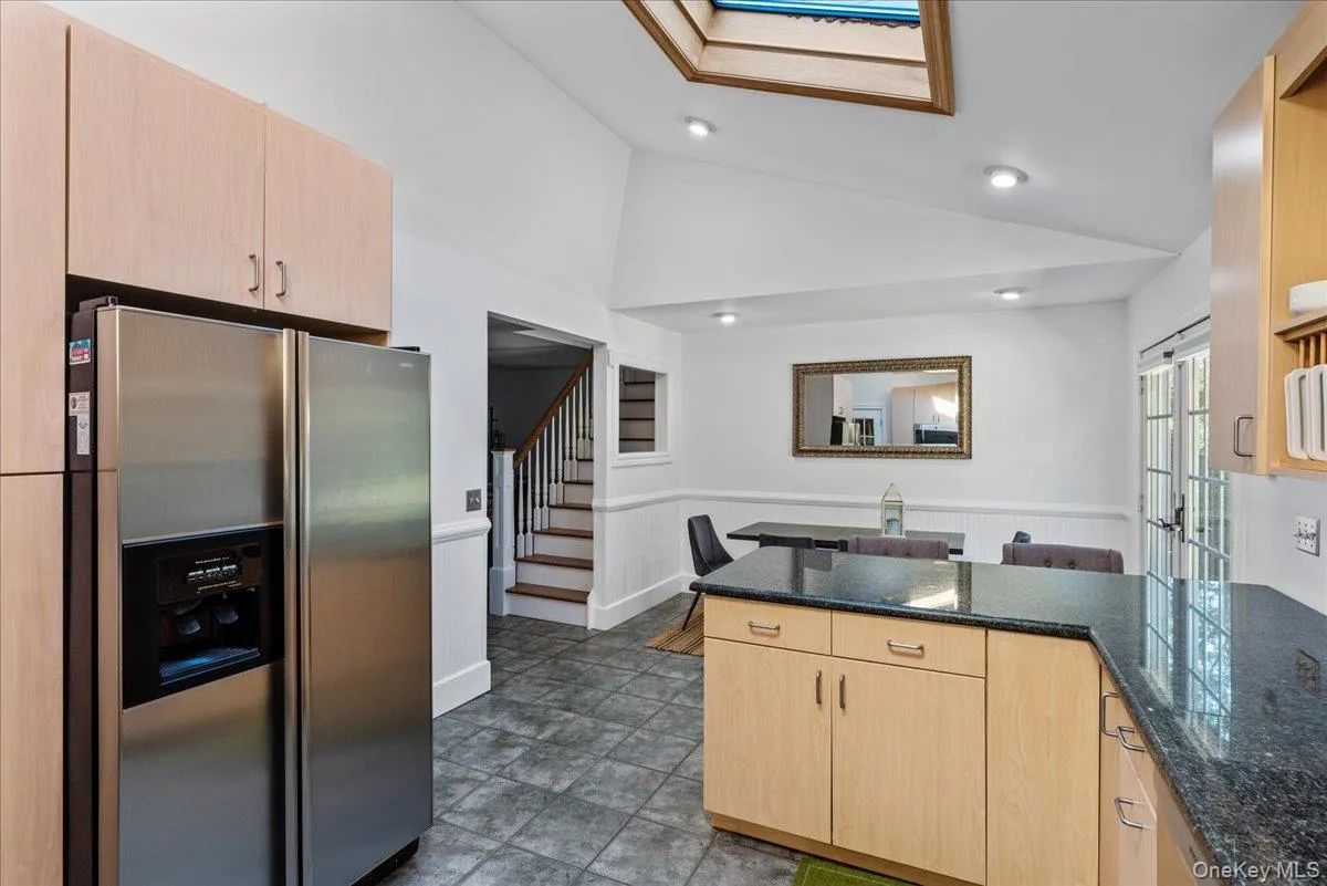 20 Alanson Lane, Southampton, NY, 6 Bedrooms Bedrooms, 10 Rooms Rooms,3 BathroomsBathrooms,Residential Lease,For Rent,Alanson,0,971585 20 Alanson Lane, Southampton, NY, 6 Bedrooms Bedrooms, 10 Rooms Rooms,3 BathroomsBathrooms,Residential Lease,For Rent,Alanson,0,971585