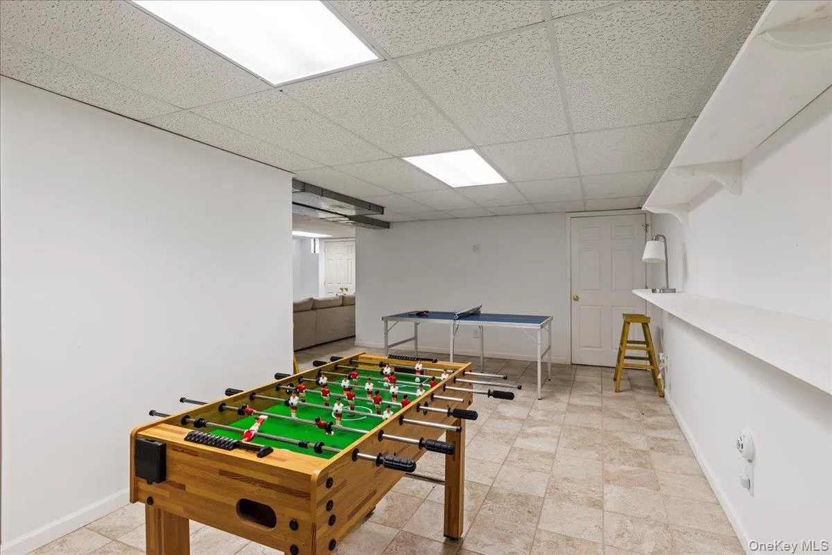 20 Alanson Lane, Southampton, NY, 6 Bedrooms Bedrooms, 10 Rooms Rooms,3 BathroomsBathrooms,Residential Lease,For Rent,Alanson,0,971585 20 Alanson Lane, Southampton, NY, 6 Bedrooms Bedrooms, 10 Rooms Rooms,3 BathroomsBathrooms,Residential Lease,For Rent,Alanson,0,971585