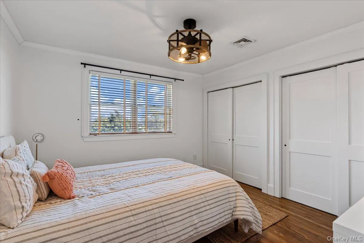 20 Alanson Lane, Southampton, NY, 6 Bedrooms Bedrooms, 10 Rooms Rooms,3 BathroomsBathrooms,Residential Lease,For Rent,Alanson,0,971585 20 Alanson Lane, Southampton, NY, 6 Bedrooms Bedrooms, 10 Rooms Rooms,3 BathroomsBathrooms,Residential Lease,For Rent,Alanson,0,971585