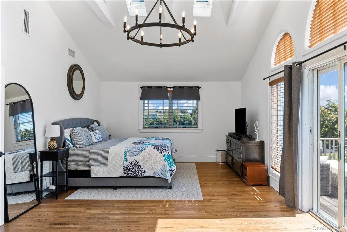 20 Alanson Lane, Southampton, NY, 6 Bedrooms Bedrooms, 10 Rooms Rooms,3 BathroomsBathrooms,Residential Lease,For Rent,Alanson,0,971585 20 Alanson Lane, Southampton, NY, 6 Bedrooms Bedrooms, 10 Rooms Rooms,3 BathroomsBathrooms,Residential Lease,For Rent,Alanson,0,971585