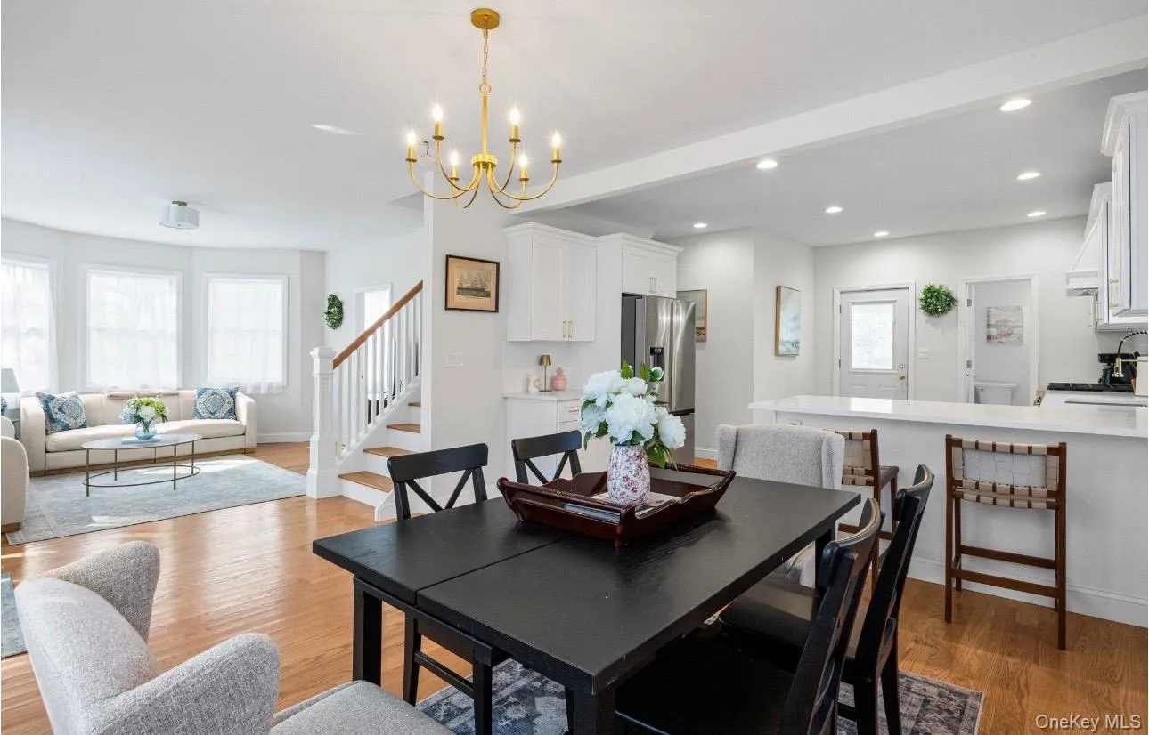 54 Hayground Road, Southampton, NY, 4 Bedrooms Bedrooms, 7 Rooms Rooms,2 BathroomsBathrooms,Residential,For Rent,Hayground,0,971595 54 Hayground Road, Southampton, NY, 4 Bedrooms Bedrooms, 7 Rooms Rooms,2 BathroomsBathrooms,Residential,For Rent,Hayground,0,971595