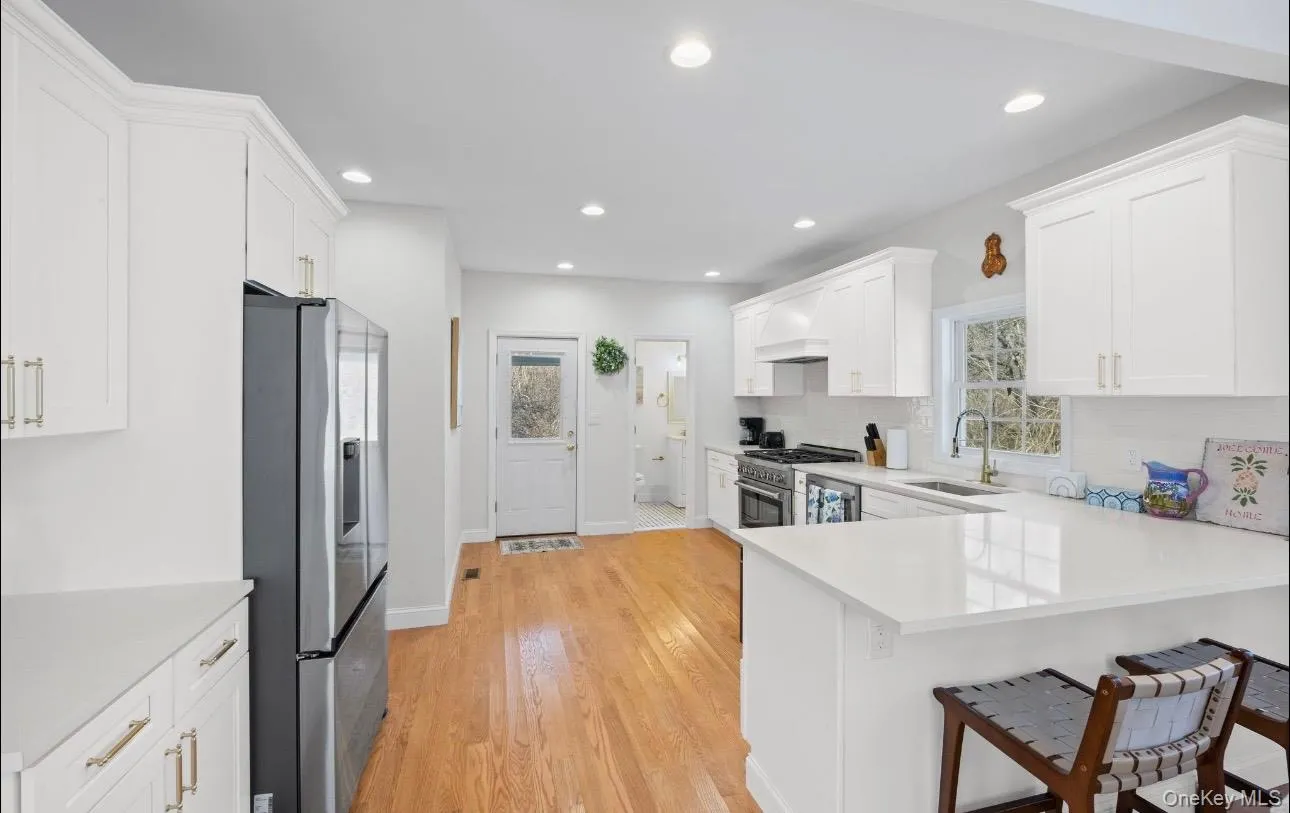 54 Hayground Road, Southampton, NY, 4 Bedrooms Bedrooms, 7 Rooms Rooms,2 BathroomsBathrooms,Residential,For Rent,Hayground,0,971595 54 Hayground Road, Southampton, NY, 4 Bedrooms Bedrooms, 7 Rooms Rooms,2 BathroomsBathrooms,Residential,For Rent,Hayground,0,971595