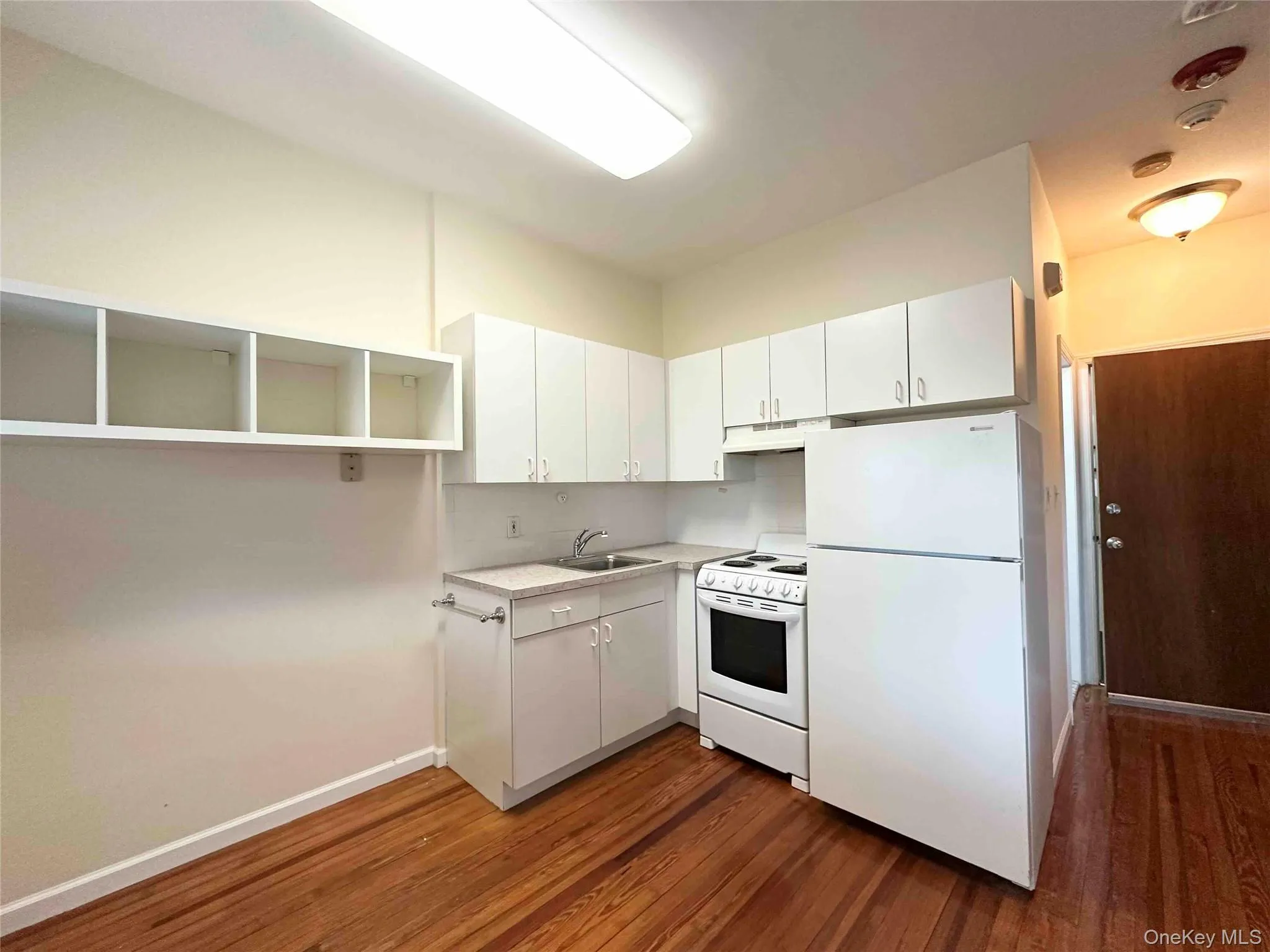 503 Hicksville Road, Oyster Bay, NY, 1 Bedroom Bedrooms, 3 Rooms Rooms,1 BathroomBathrooms,Residential Lease,For Rent,Hicksville,0,971622 503 Hicksville Road, Oyster Bay, NY, 1 Bedroom Bedrooms, 3 Rooms Rooms,1 BathroomBathrooms,Residential Lease,For Rent,Hicksville,0,971622