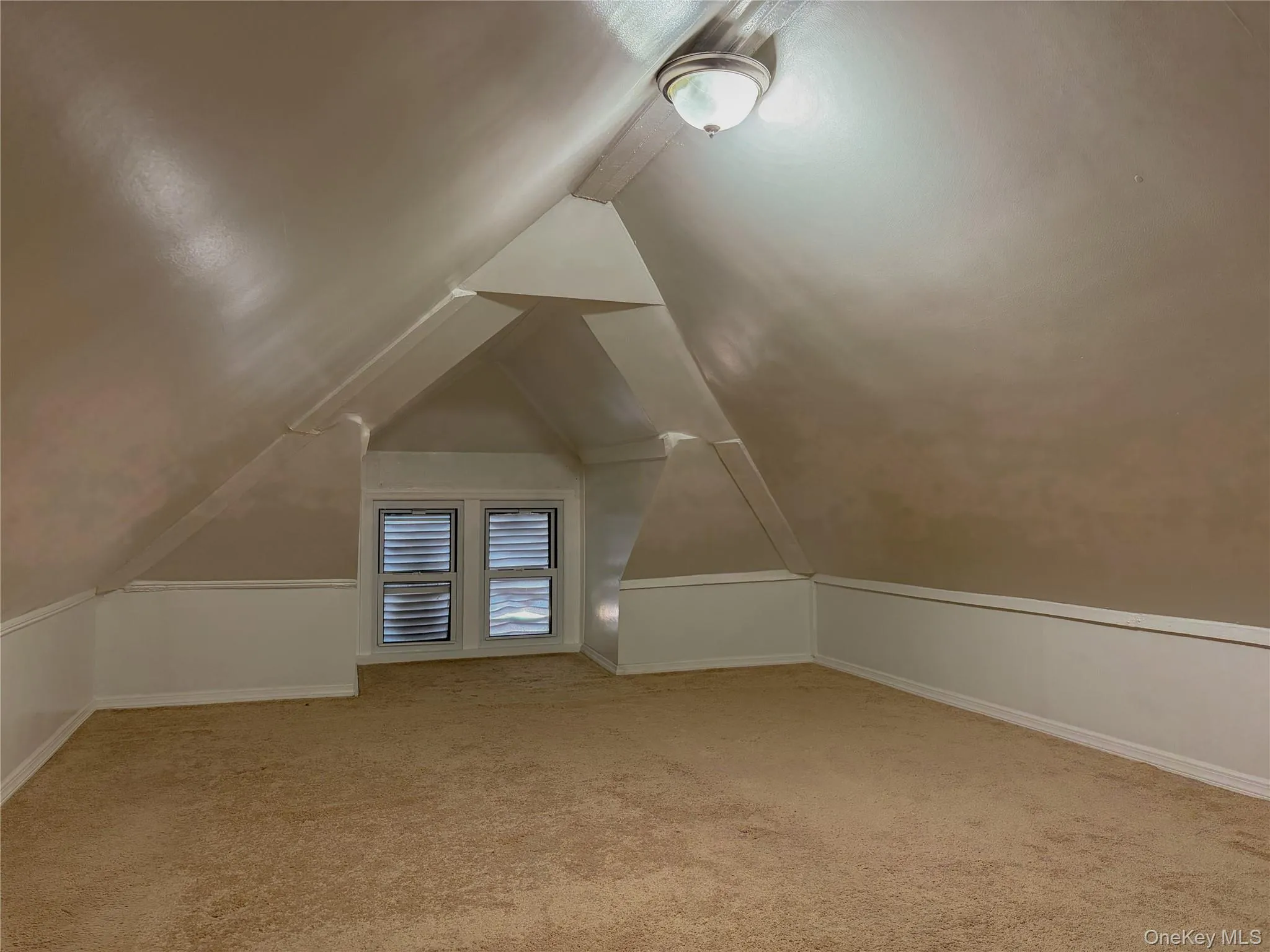 2863 Coddington Avenue, New York, NY, 2 Bedrooms Bedrooms, 4 Rooms Rooms,1 BathroomBathrooms,Residential Lease,For Rent,Coddington,0,971640 2863 Coddington Avenue, New York, NY, 2 Bedrooms Bedrooms, 4 Rooms Rooms,1 BathroomBathrooms,Residential Lease,For Rent,Coddington,0,971640