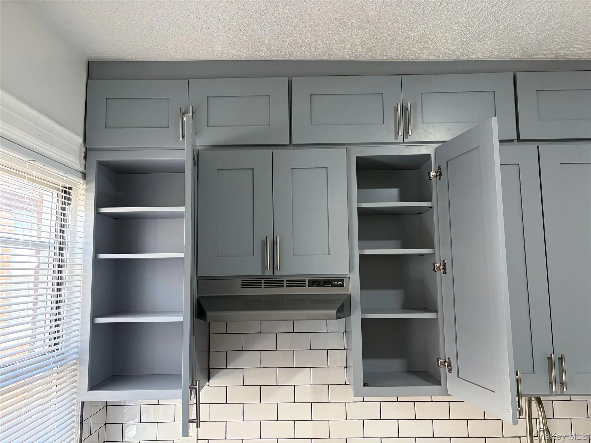 2863 Coddington Avenue, New York, NY, 2 Bedrooms Bedrooms, 4 Rooms Rooms,1 BathroomBathrooms,Residential Lease,For Rent,Coddington,0,971640 2863 Coddington Avenue, New York, NY, 2 Bedrooms Bedrooms, 4 Rooms Rooms,1 BathroomBathrooms,Residential Lease,For Rent,Coddington,0,971640