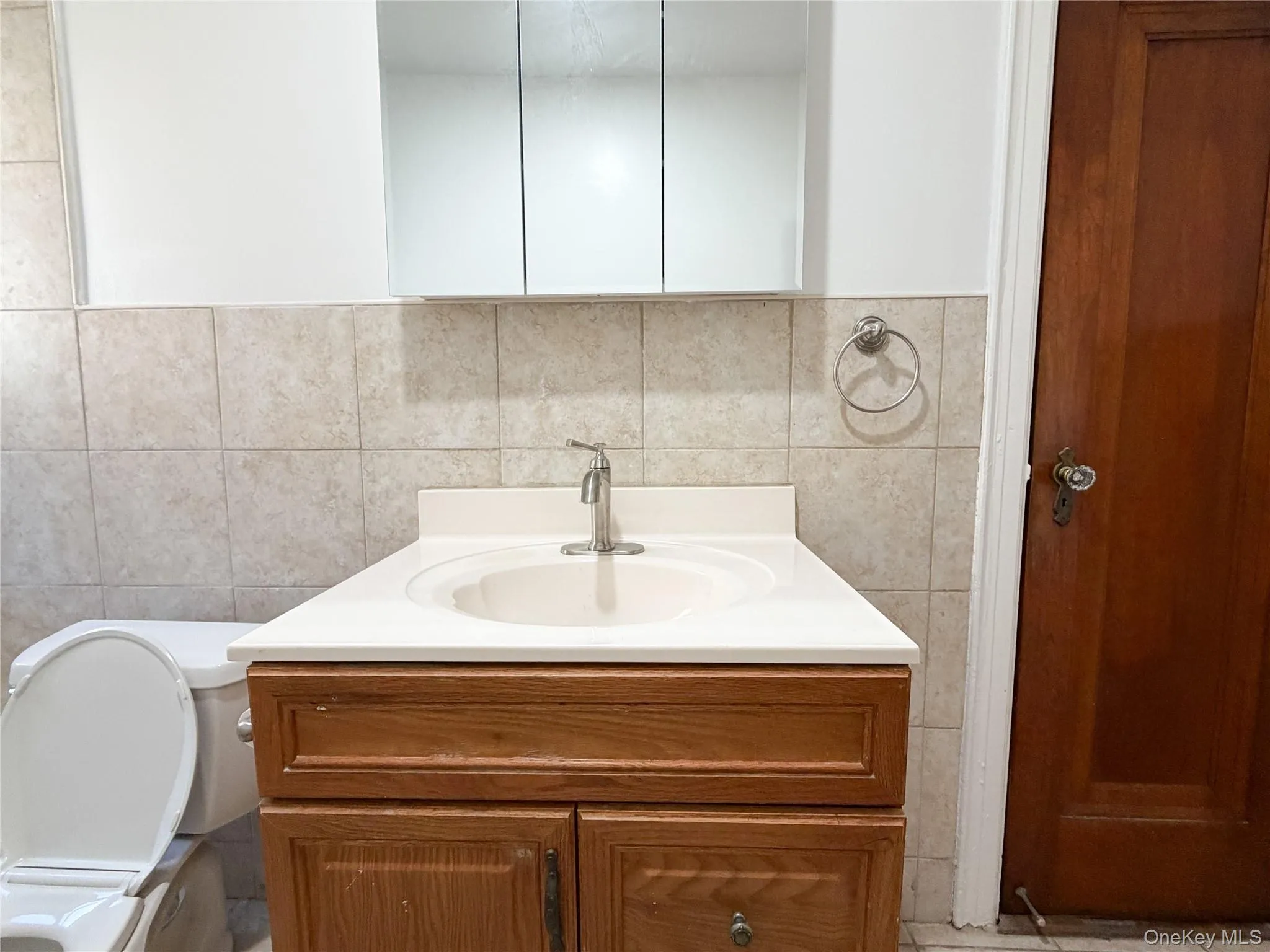 2863 Coddington Avenue, New York, NY, 2 Bedrooms Bedrooms, 4 Rooms Rooms,1 BathroomBathrooms,Residential Lease,For Rent,Coddington,0,971640 2863 Coddington Avenue, New York, NY, 2 Bedrooms Bedrooms, 4 Rooms Rooms,1 BathroomBathrooms,Residential Lease,For Rent,Coddington,0,971640