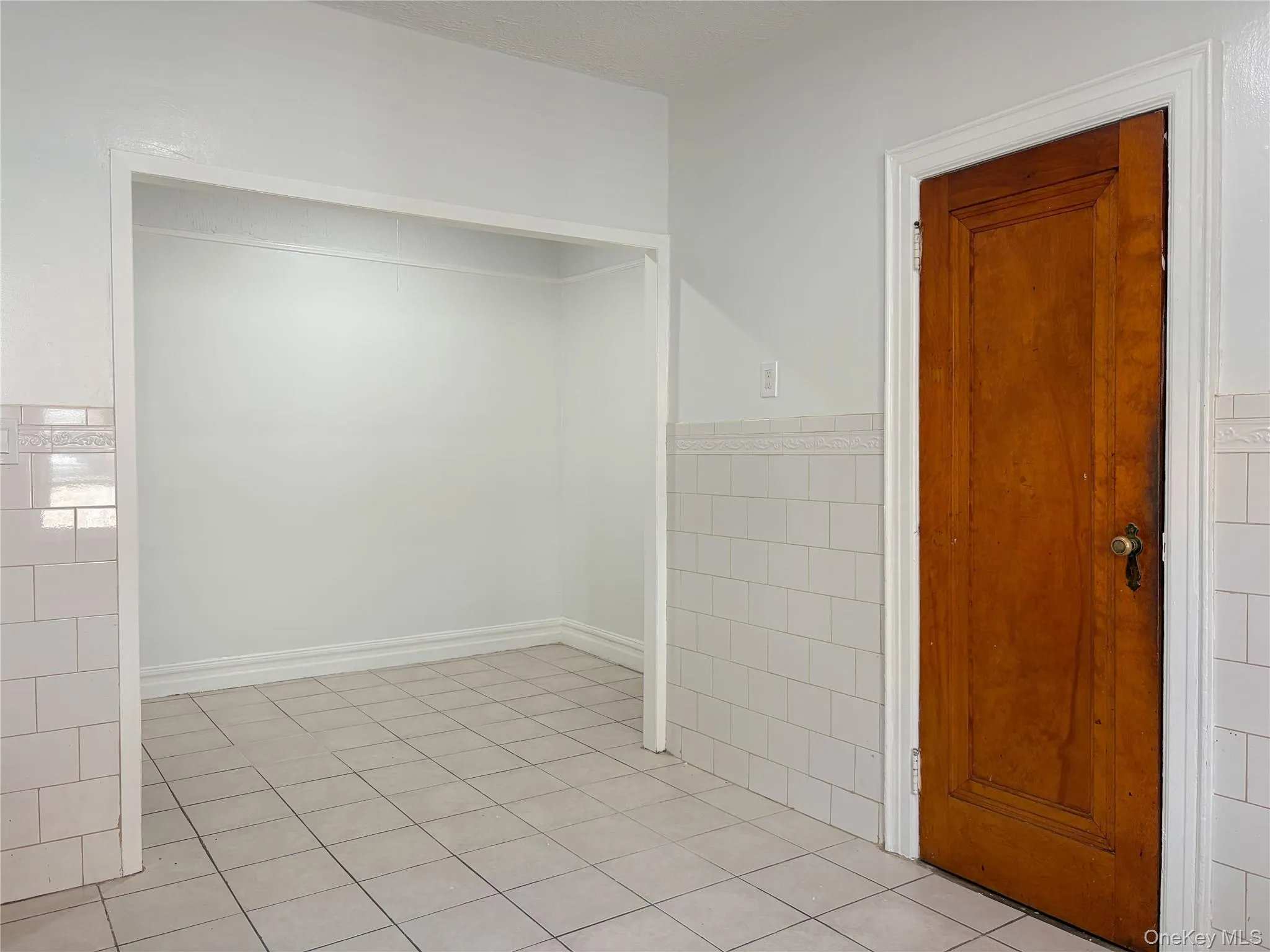 2863 Coddington Avenue, New York, NY, 2 Bedrooms Bedrooms, 4 Rooms Rooms,1 BathroomBathrooms,Residential Lease,For Rent,Coddington,0,971640 2863 Coddington Avenue, New York, NY, 2 Bedrooms Bedrooms, 4 Rooms Rooms,1 BathroomBathrooms,Residential Lease,For Rent,Coddington,0,971640