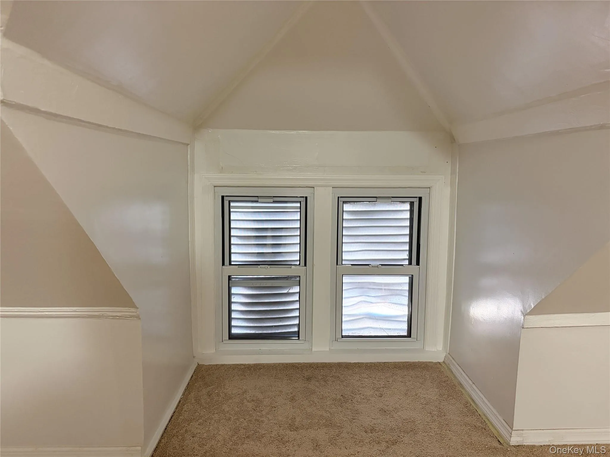 2863 Coddington Avenue, New York, NY, 2 Bedrooms Bedrooms, 4 Rooms Rooms,1 BathroomBathrooms,Residential Lease,For Rent,Coddington,0,971640 2863 Coddington Avenue, New York, NY, 2 Bedrooms Bedrooms, 4 Rooms Rooms,1 BathroomBathrooms,Residential Lease,For Rent,Coddington,0,971640