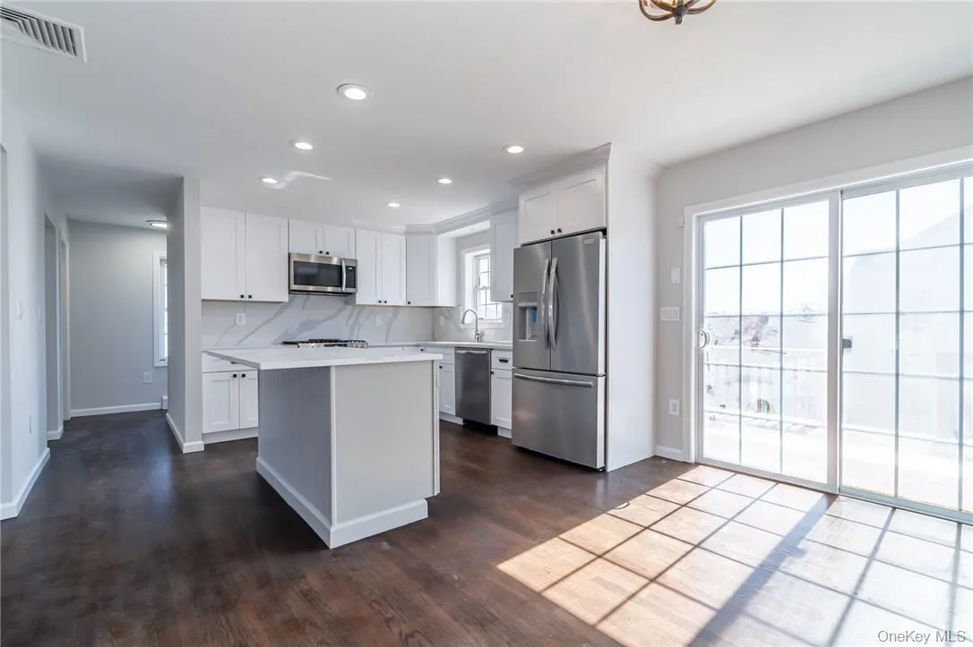 35 Harrison Avenue, Harrison, NY, 3 Bedrooms Bedrooms, 10 Rooms Rooms,2 BathroomsBathrooms,Residential Lease,For Rent,Harrison,0,971643 35 Harrison Avenue, Harrison, NY, 3 Bedrooms Bedrooms, 10 Rooms Rooms,2 BathroomsBathrooms,Residential Lease,For Rent,Harrison,0,971643