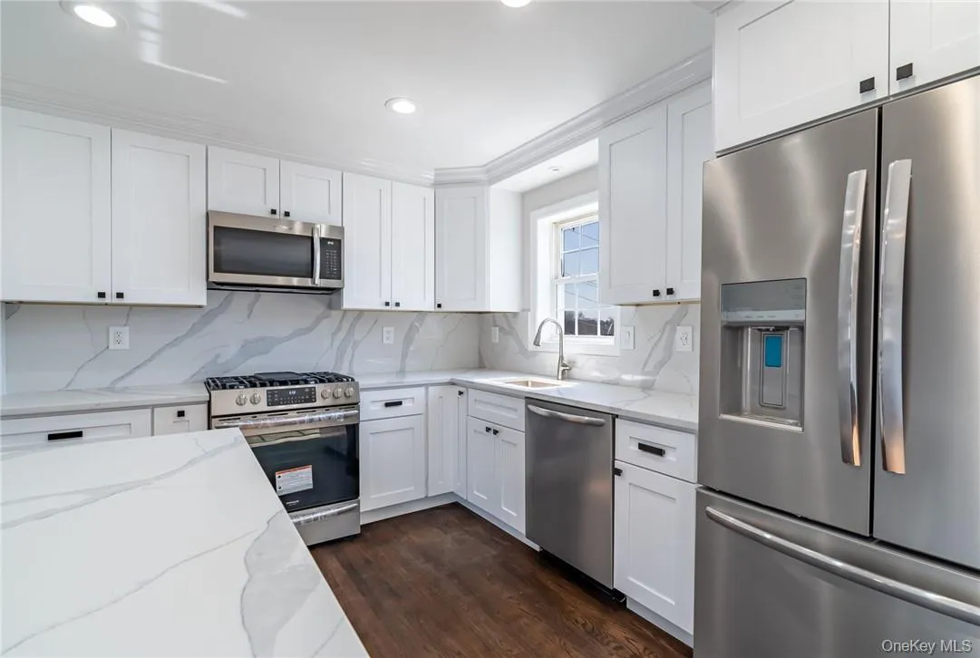 35 Harrison Avenue, Harrison, NY, 3 Bedrooms Bedrooms, 10 Rooms Rooms,2 BathroomsBathrooms,Residential Lease,For Rent,Harrison,0,971643 35 Harrison Avenue, Harrison, NY, 3 Bedrooms Bedrooms, 10 Rooms Rooms,2 BathroomsBathrooms,Residential Lease,For Rent,Harrison,0,971643