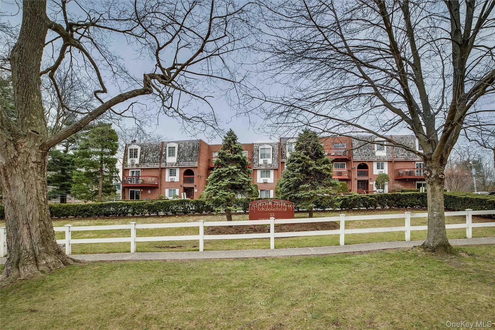 55 Broadway, White Plains, NY, 2 Bedrooms Bedrooms, 5 Rooms Rooms,1 BathroomBathrooms,Residential Sale,For Rent,Broadway,0,971650 55 Broadway, White Plains, NY, 2 Bedrooms Bedrooms, 5 Rooms Rooms,1 BathroomBathrooms,Residential Sale,For Rent,Broadway,0,971650