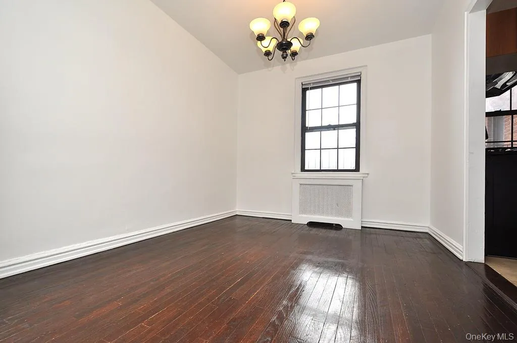 The separate dining room opens to the living room and can be used as a home office. The dining room is approx 10'-11" x 9'-4". The separate dining room opens to the living room and can be used as a home office. The dining room is approx 10'-11" x 9'-4".