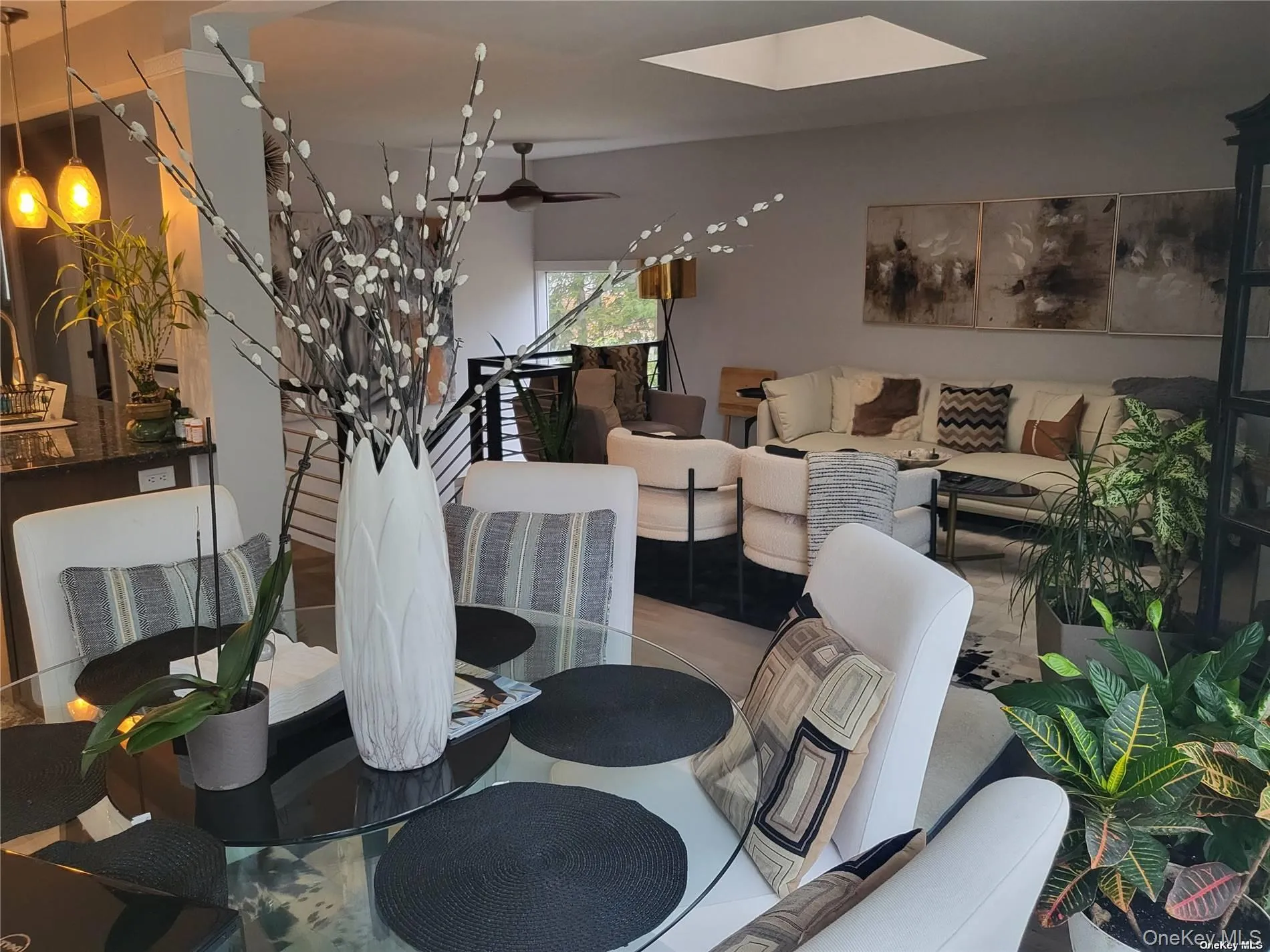 73 Spinney Road, Southampton, NY, 3 Bedrooms Bedrooms, 7 Rooms Rooms,2 BathroomsBathrooms,Residential Lease,For Rent,Spinney,0,971665 73 Spinney Road, Southampton, NY, 3 Bedrooms Bedrooms, 7 Rooms Rooms,2 BathroomsBathrooms,Residential Lease,For Rent,Spinney,0,971665